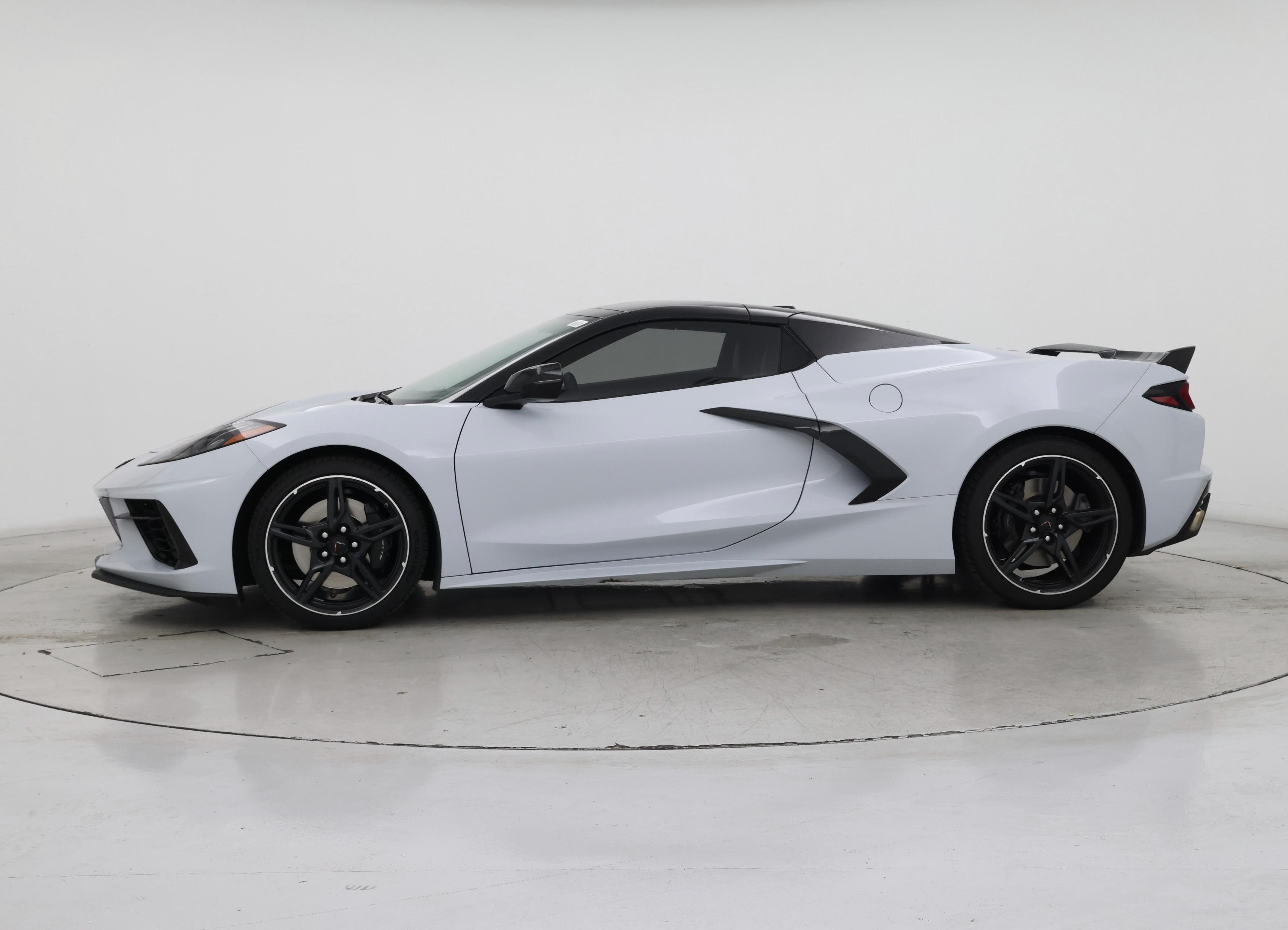 Thumbnail: 2020 Chevrolet Corvette - 3