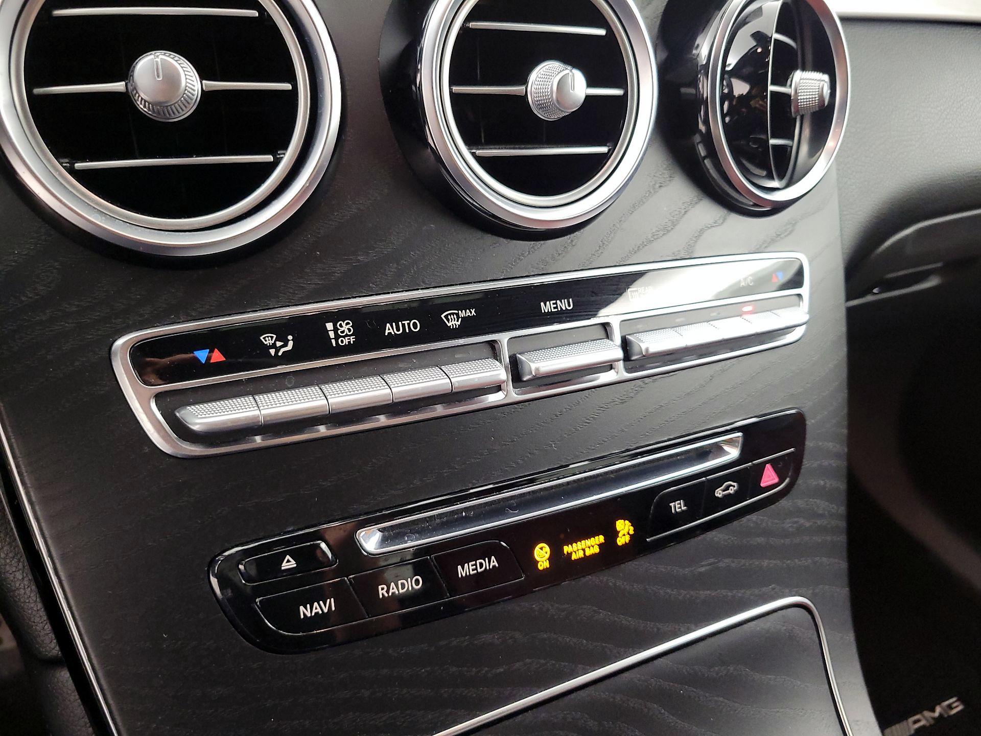 Thumbnail: 2019 Mercedes-Benz GLC - 17