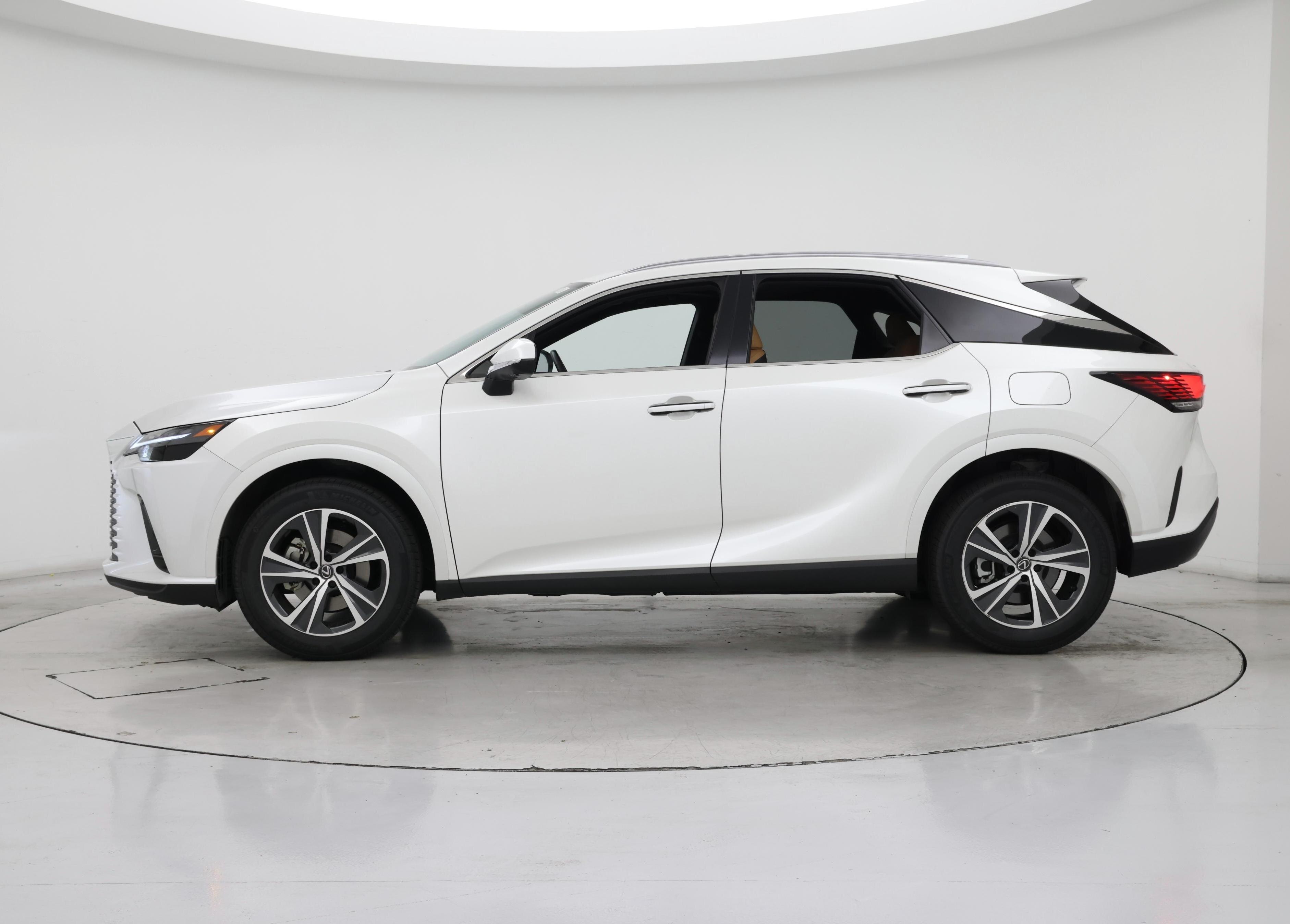Thumbnail: 2024 Lexus RX - 3