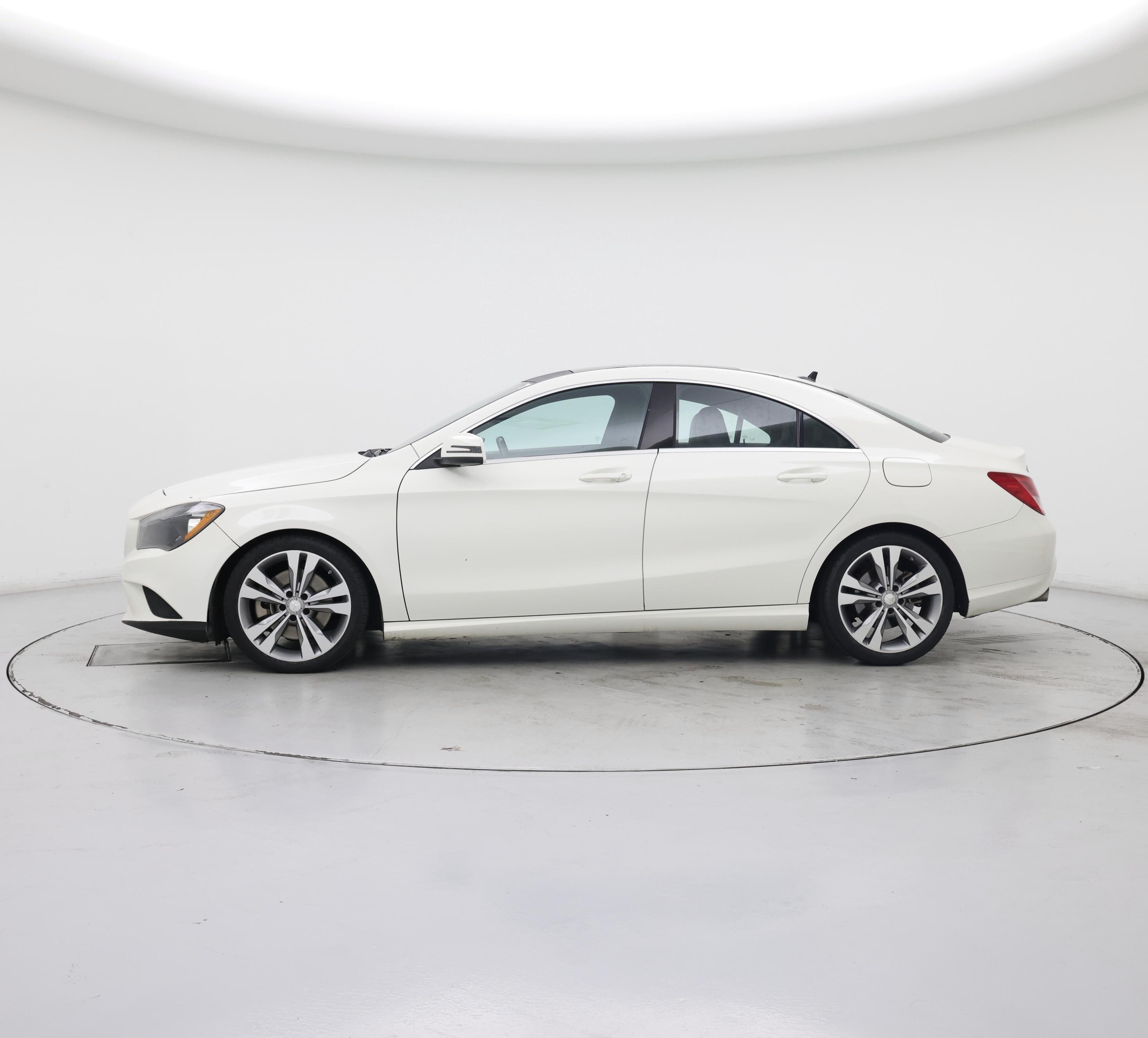 Thumbnail: 2014 Mercedes-Benz CLA - 3