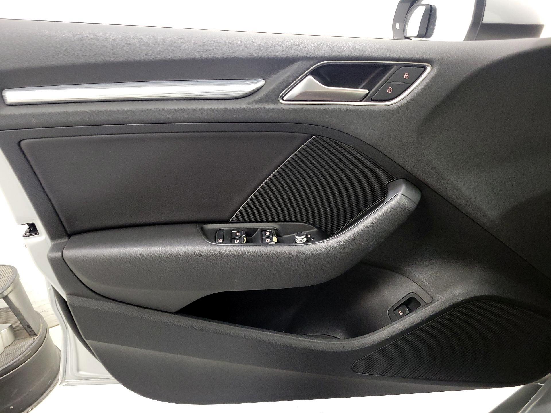 Thumbnail: 2015 Audi A3 - 12