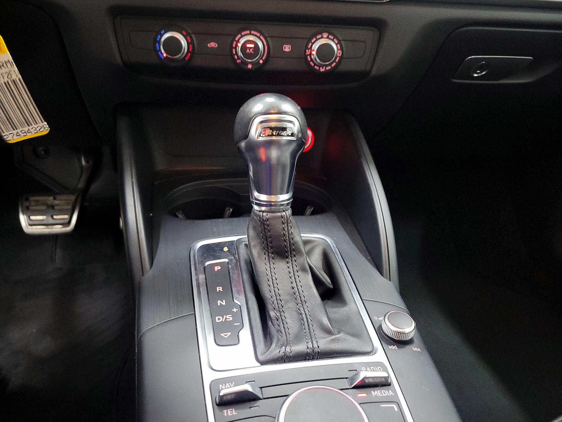Thumbnail: 2015 Audi A3 - 16
