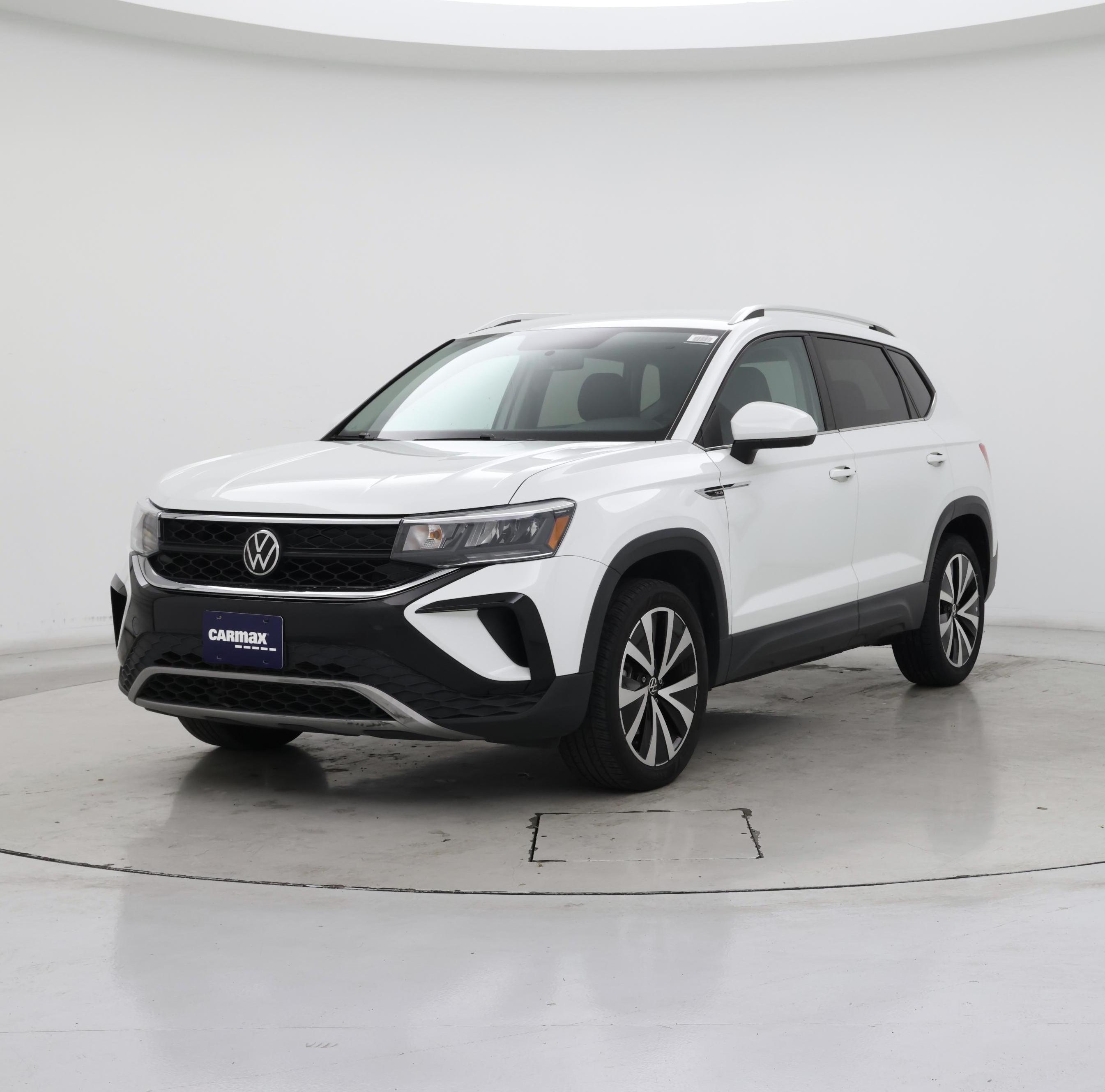 Thumbnail: 2022 Volkswagen Taos - 4