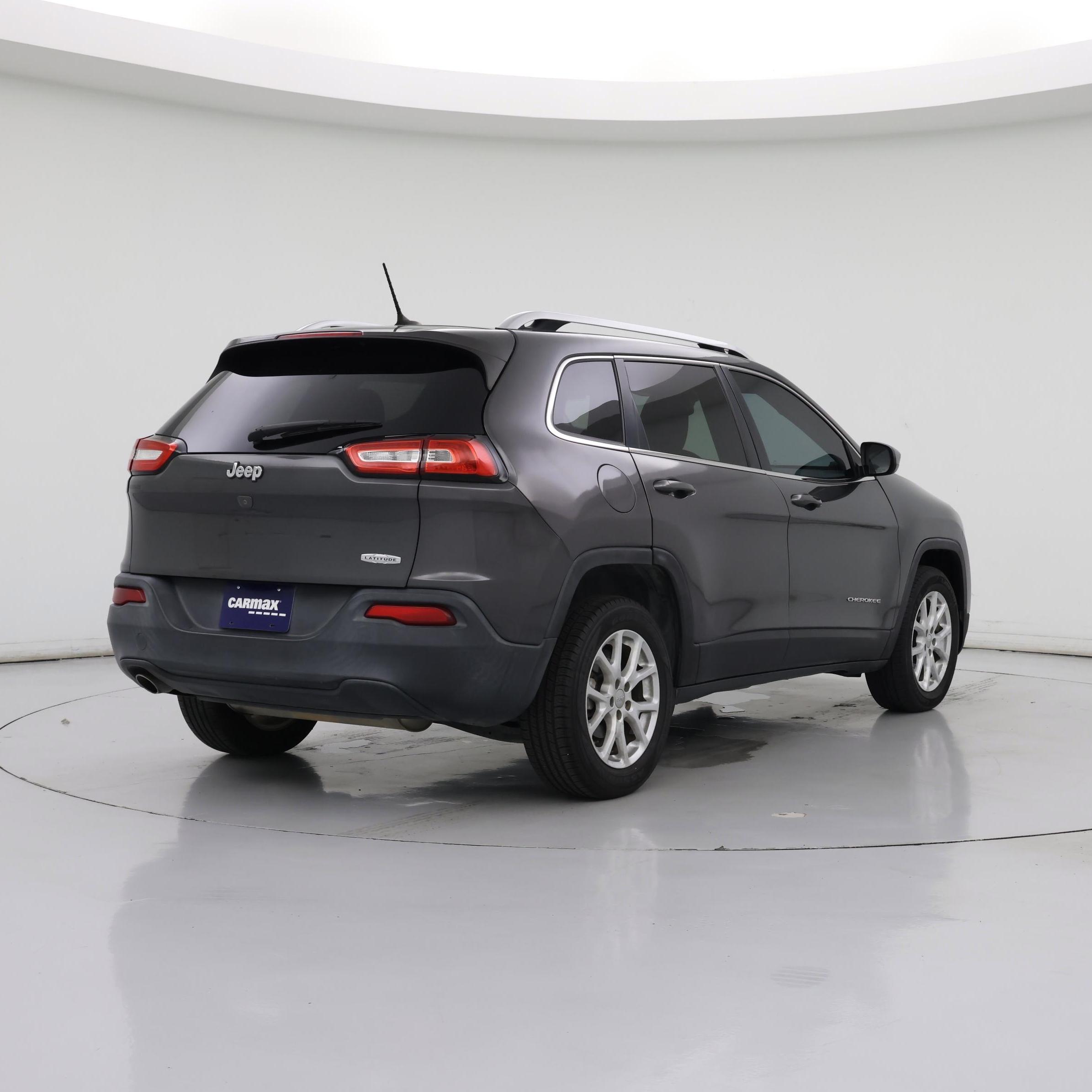 Thumbnail: 2015 Jeep Cherokee - 8