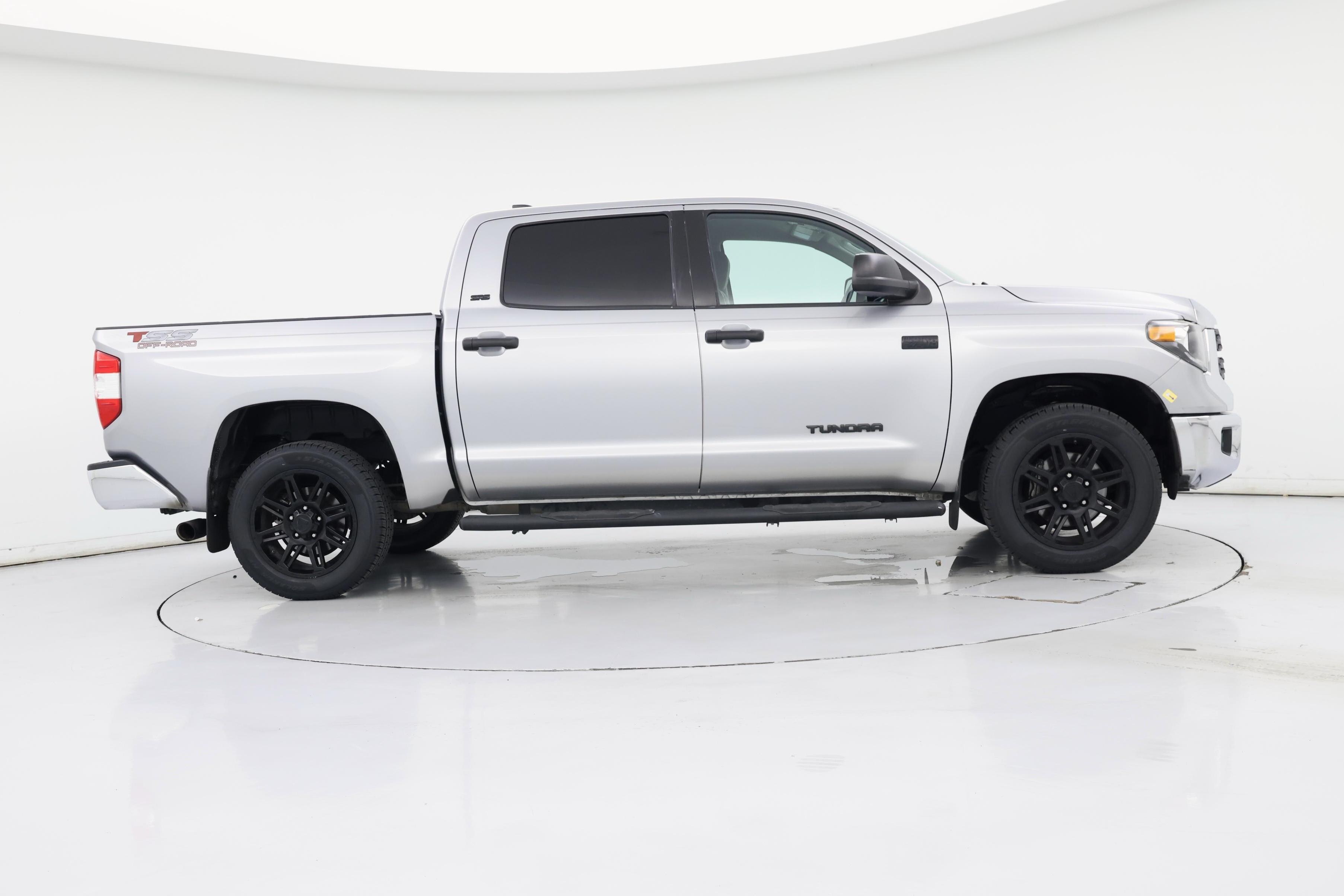 Thumbnail: 2020 Toyota Tundra - 7