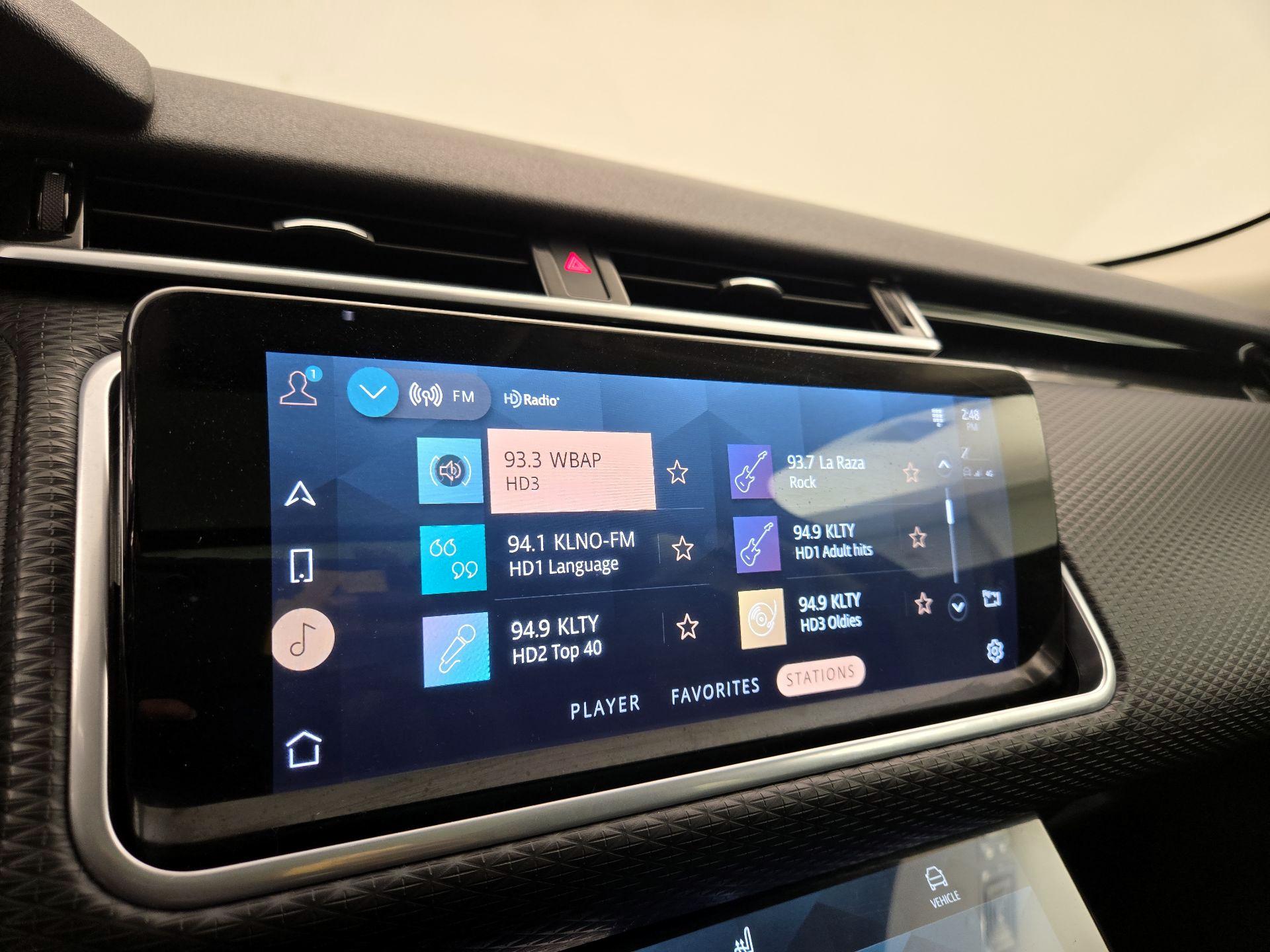 Thumbnail: 2021 Land Rover Range Rover Velar - 16