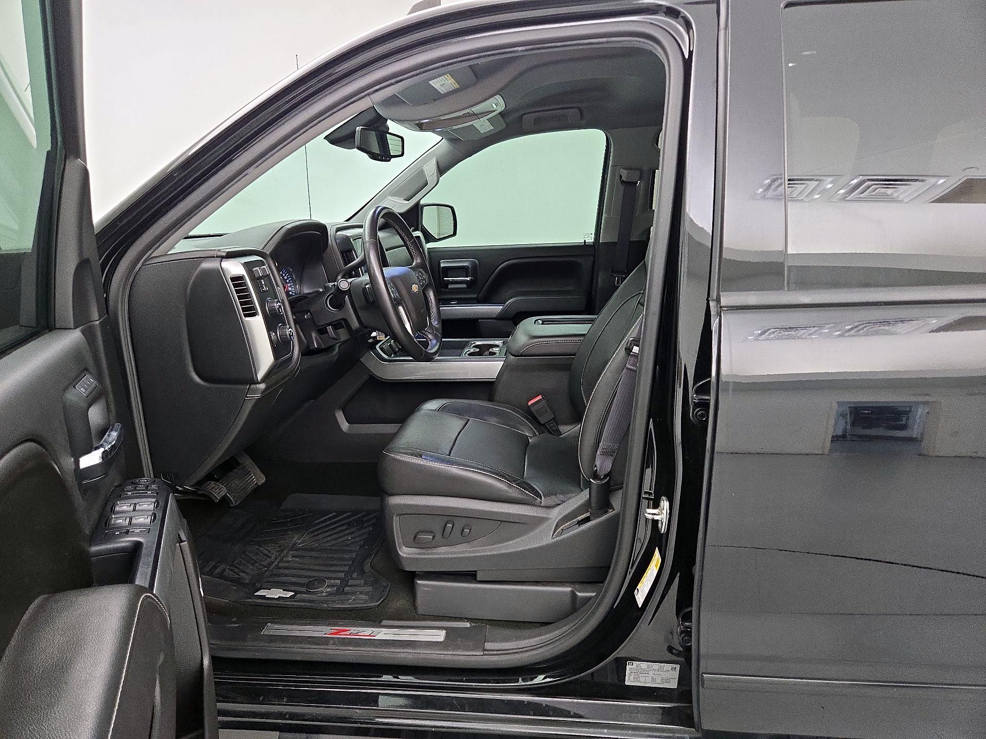 Thumbnail: 2017 Chevrolet Silverado 1500 - 11