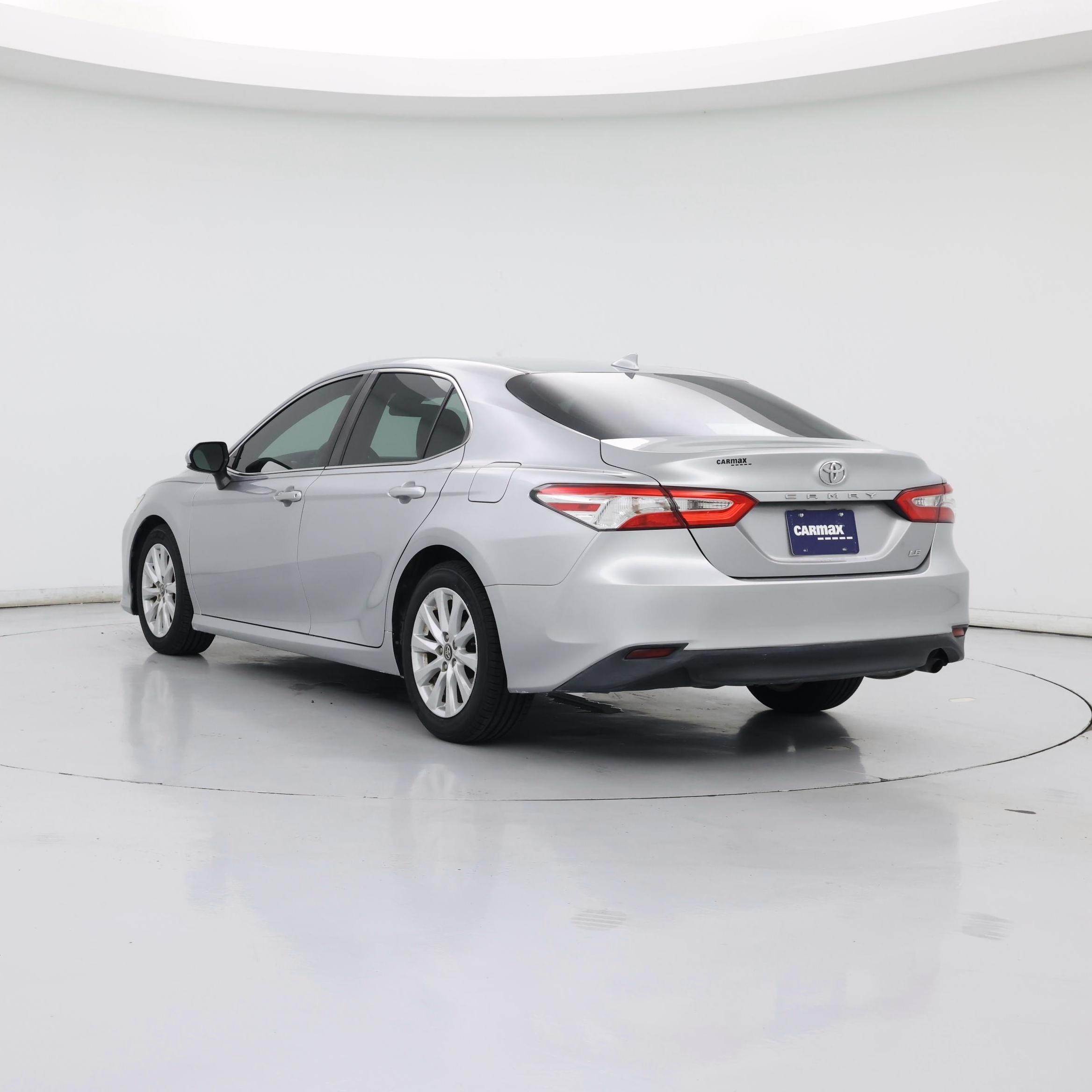 Thumbnail: 2019 Toyota Camry - 2