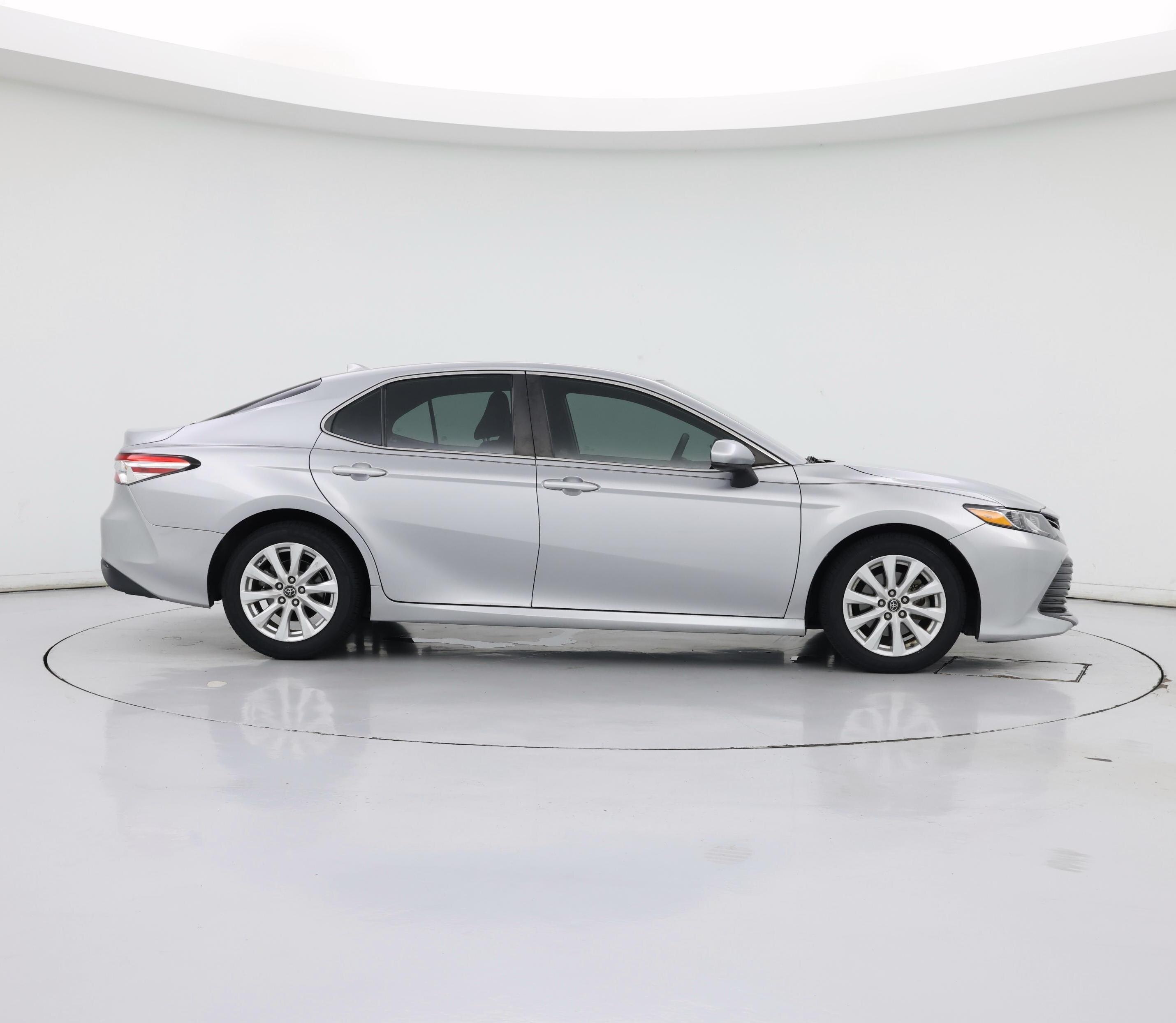 Thumbnail: 2019 Toyota Camry - 7
