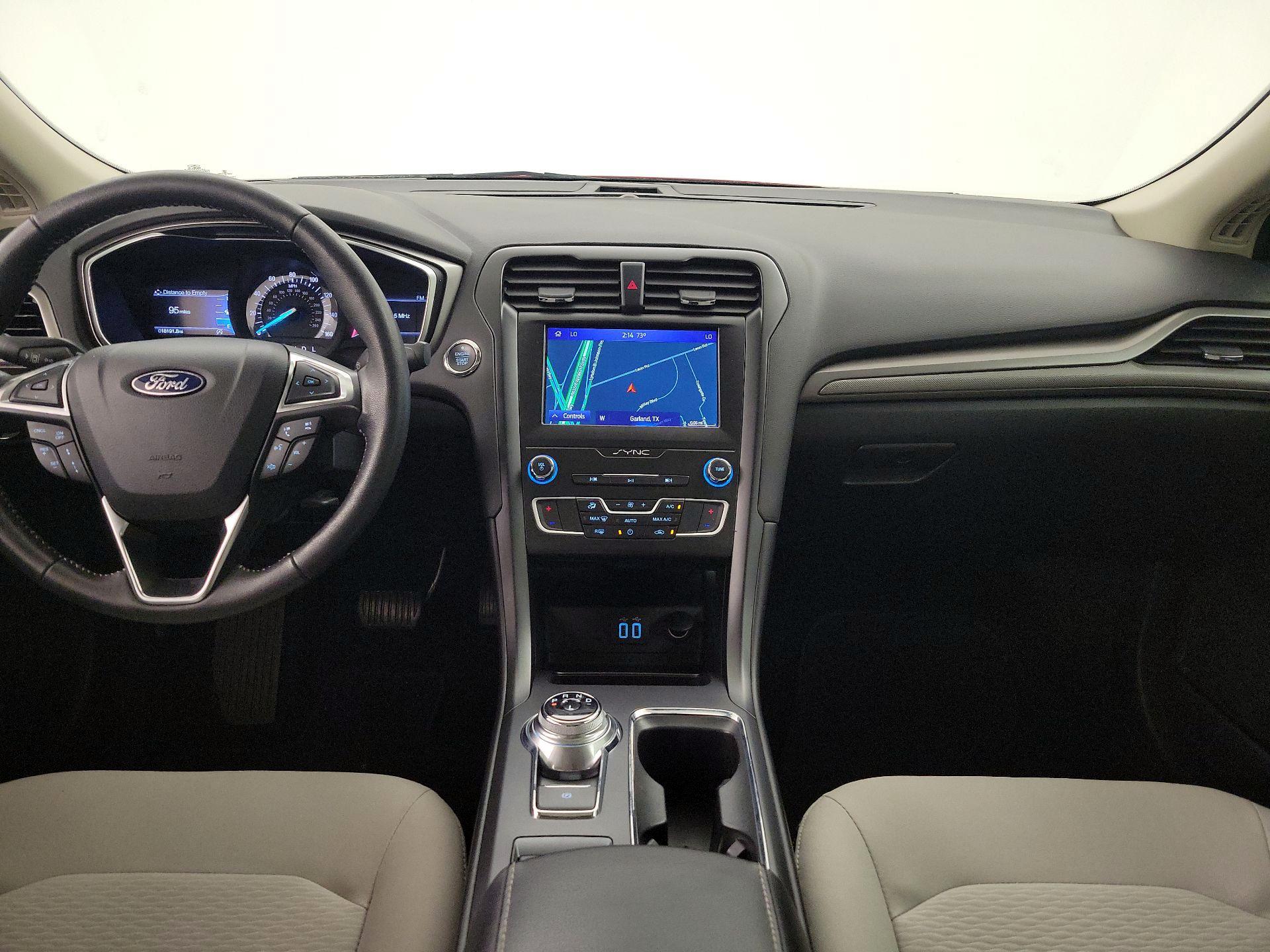 Thumbnail: 2020 Ford Fusion - 9