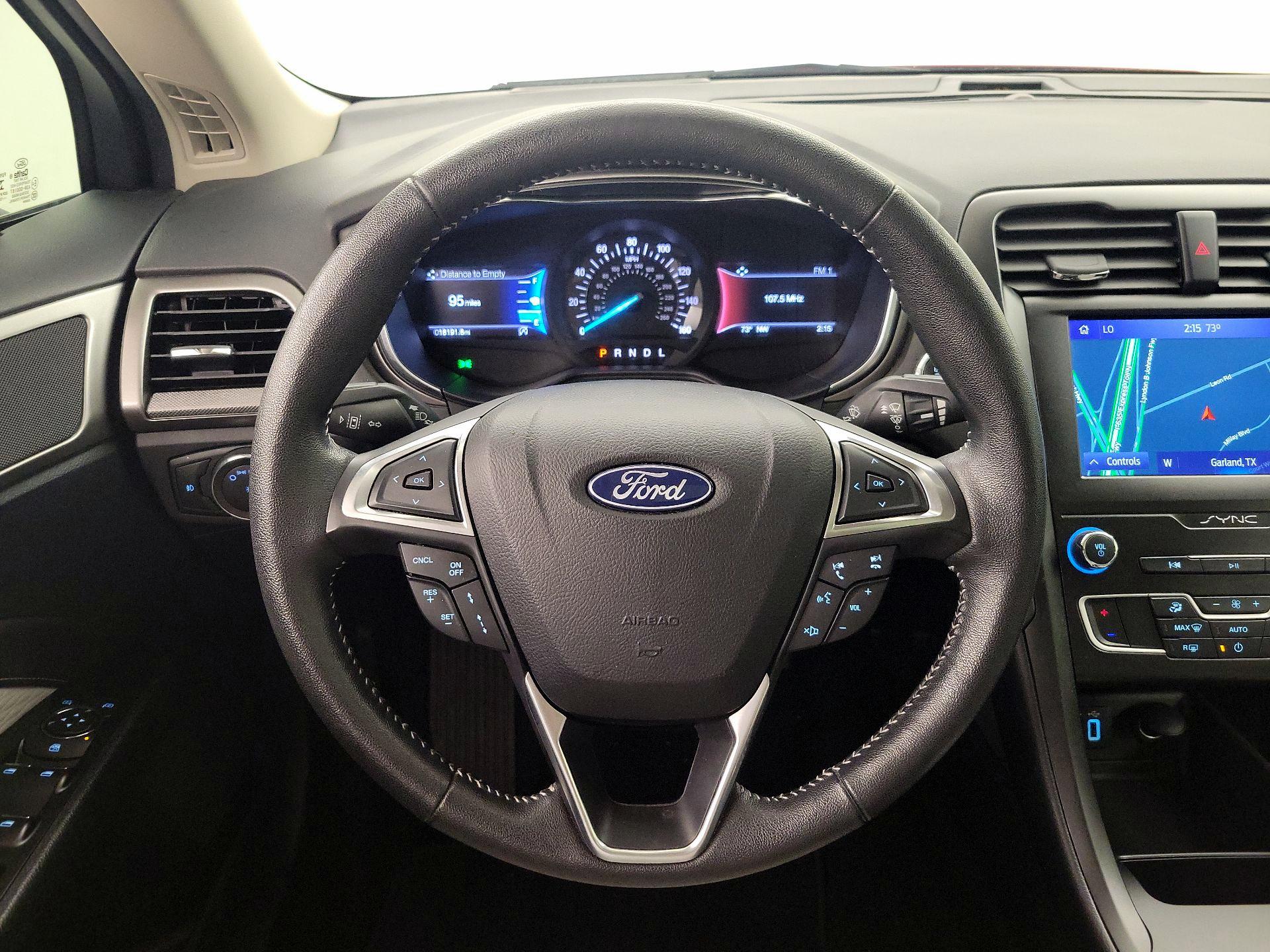 Thumbnail: 2020 Ford Fusion - 10