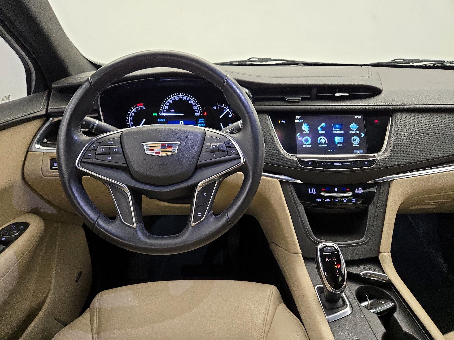 Thumbnail: 2018 Cadillac XT5 - 10
