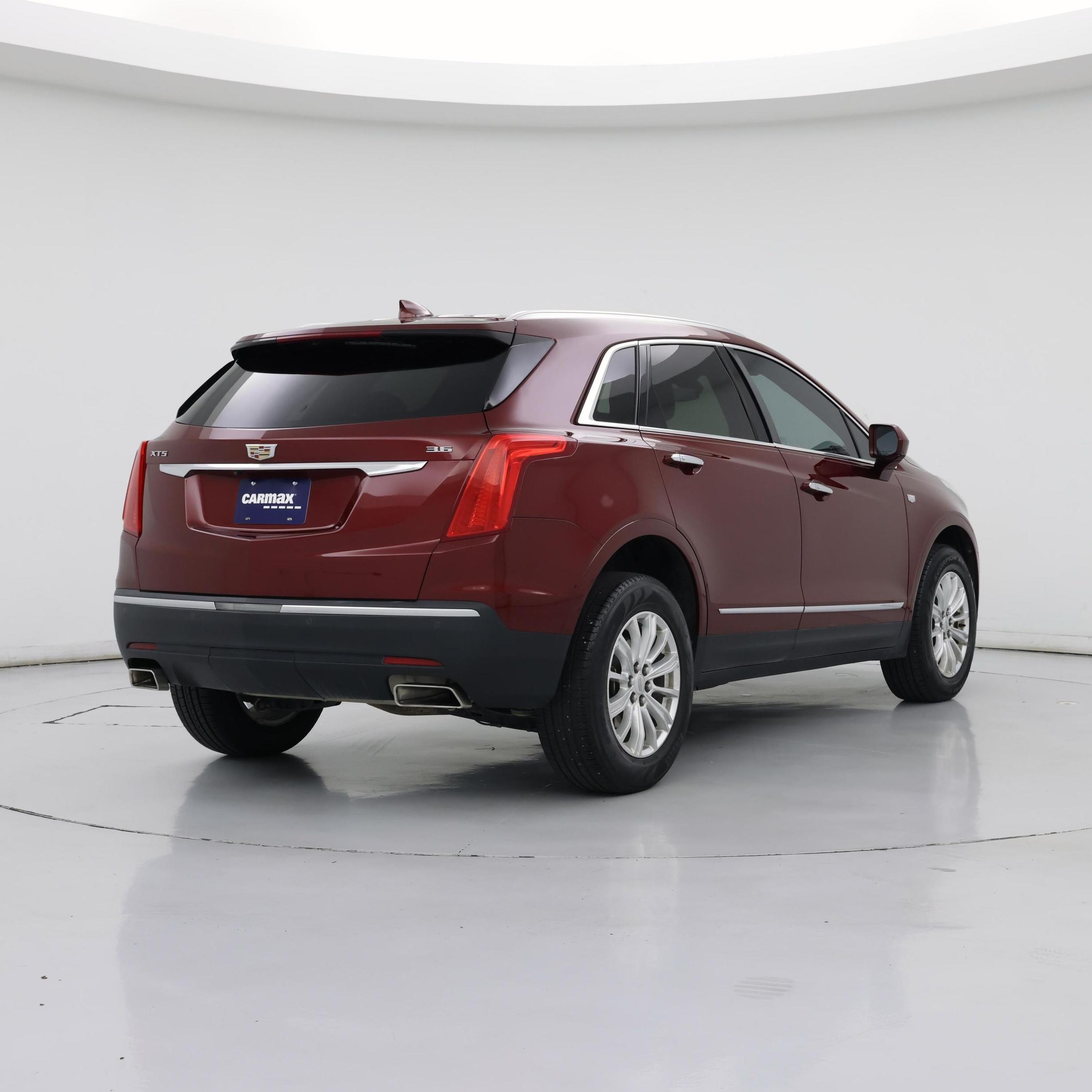 Thumbnail: 2018 Cadillac XT5 - 8