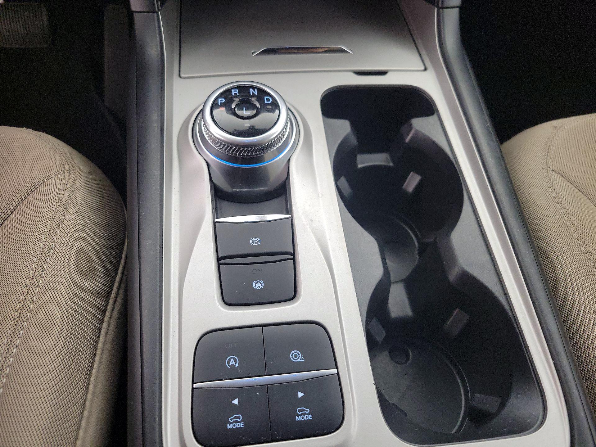 Thumbnail: 2022 Ford Explorer - 17