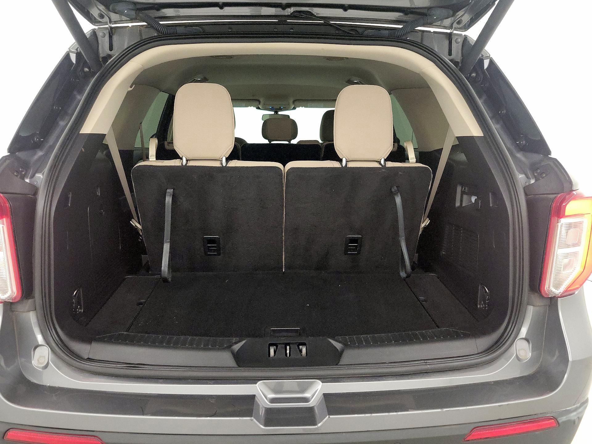 Thumbnail: 2022 Ford Explorer - 19