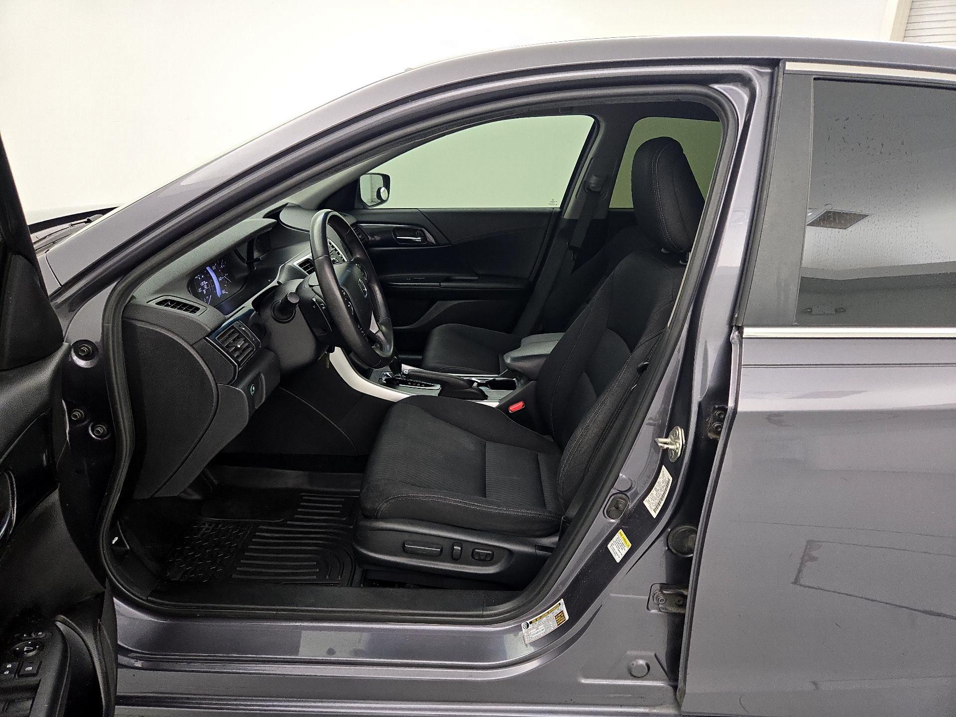 Thumbnail: 2013 Honda Accord - 11