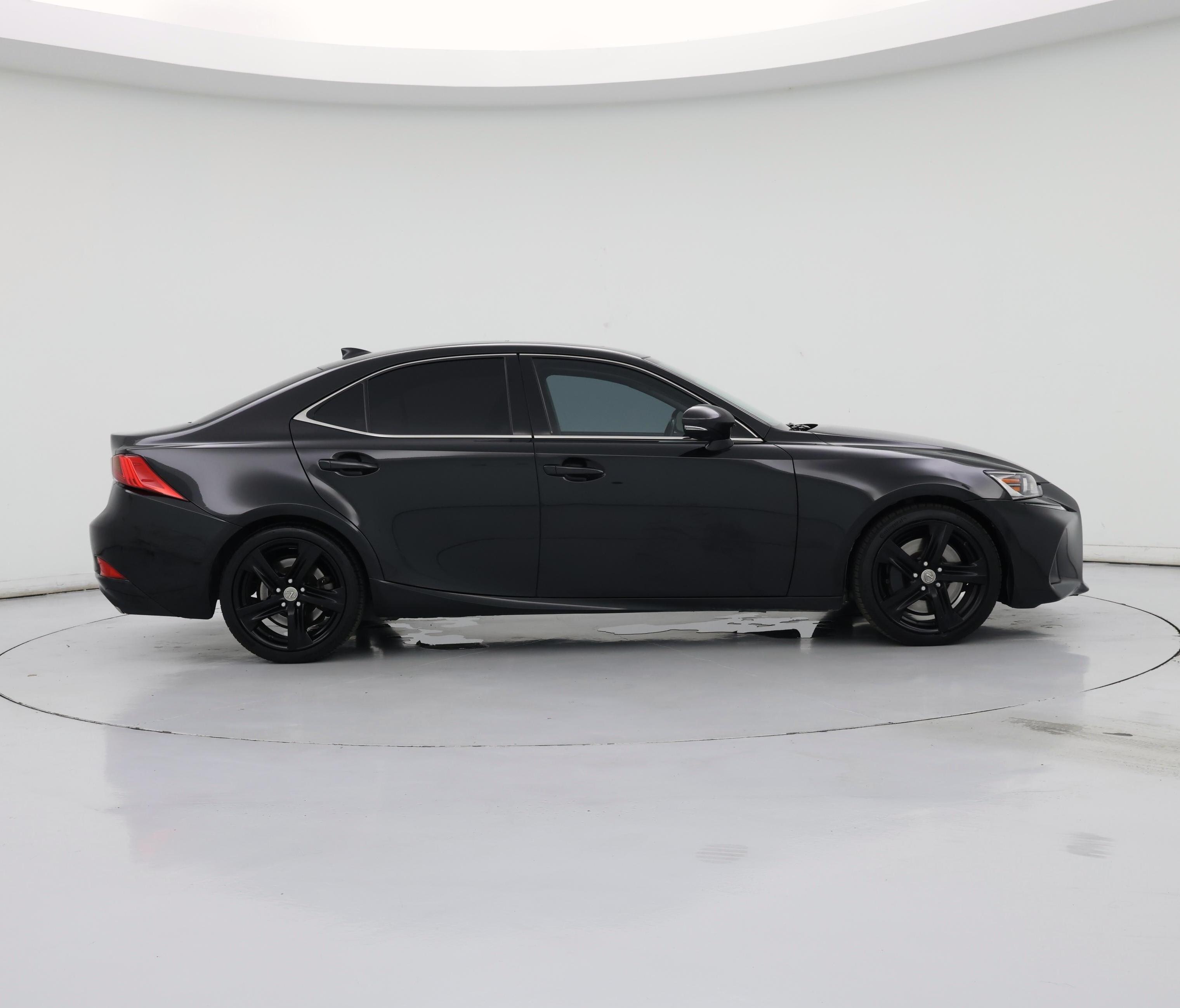 Thumbnail: 2017 Lexus IS - 7