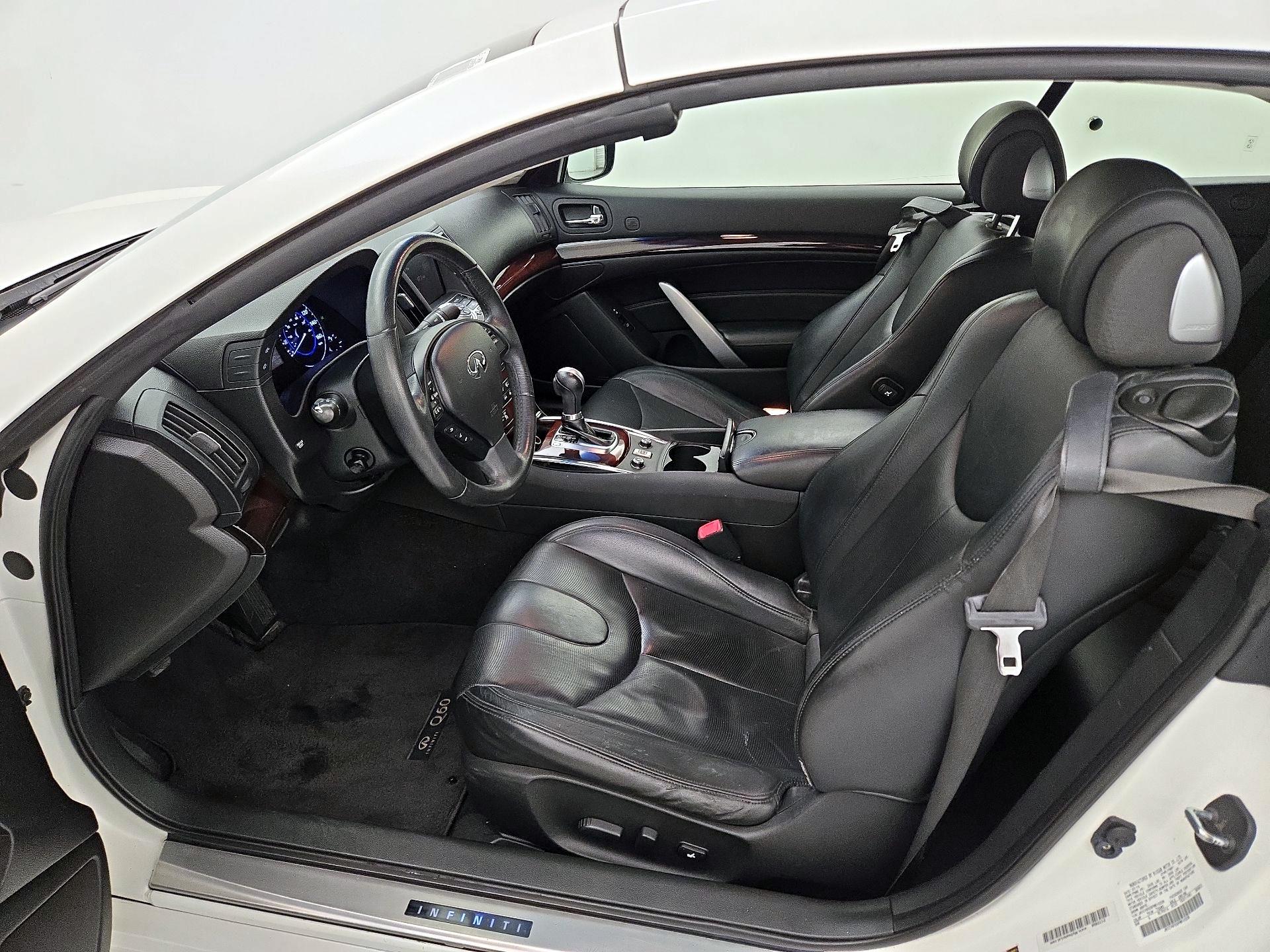 Thumbnail: 2015 INFINITI Q60 - 11