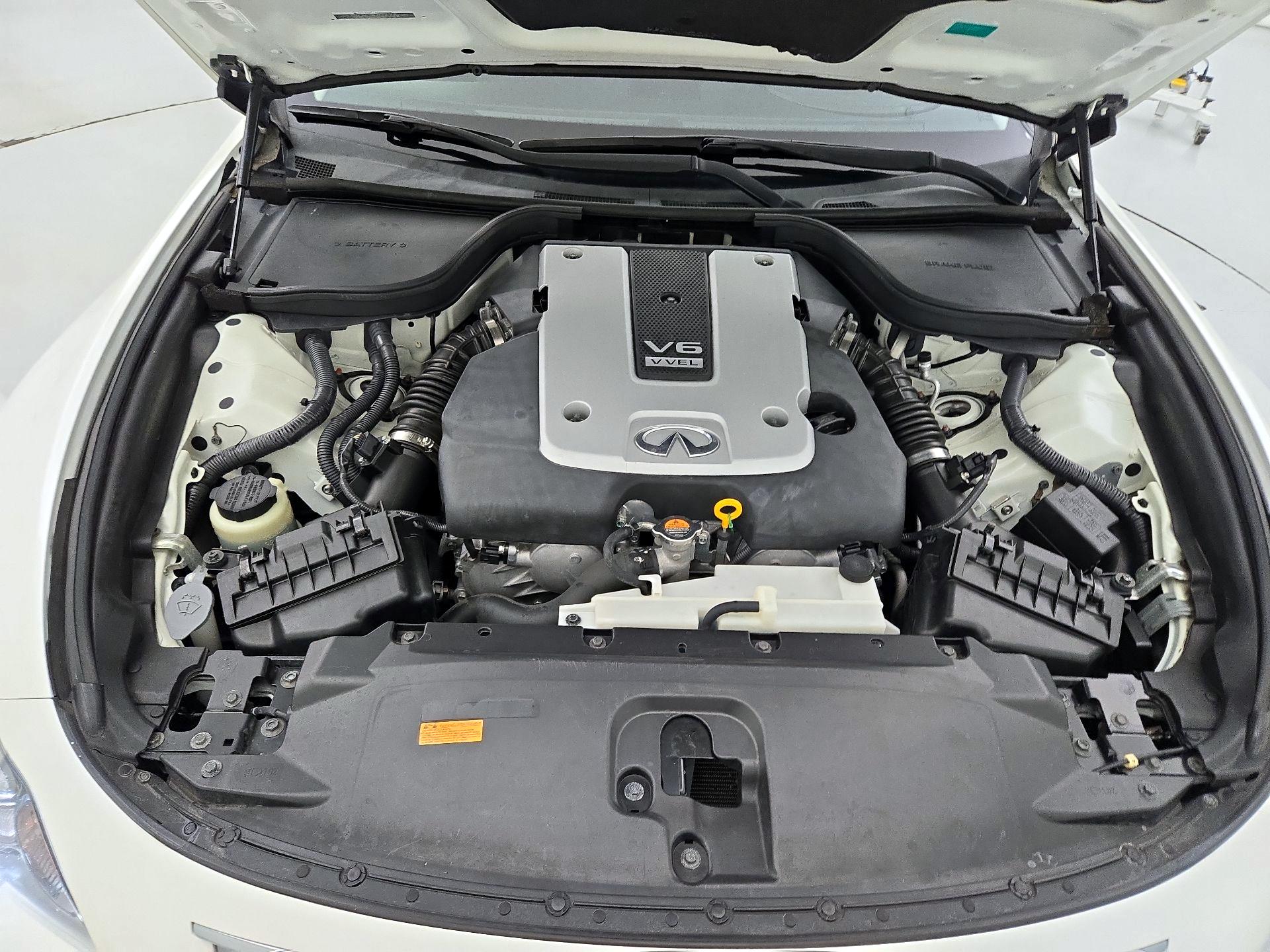 Thumbnail: 2015 INFINITI Q60 - 20