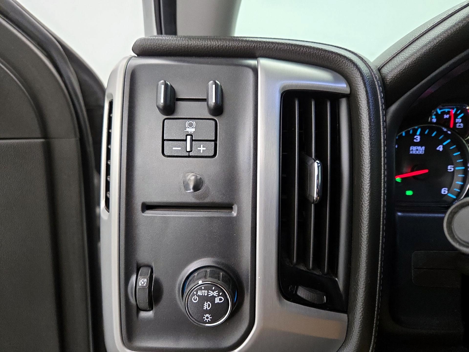 Thumbnail: 2018 GMC Sierra 1500 - 13