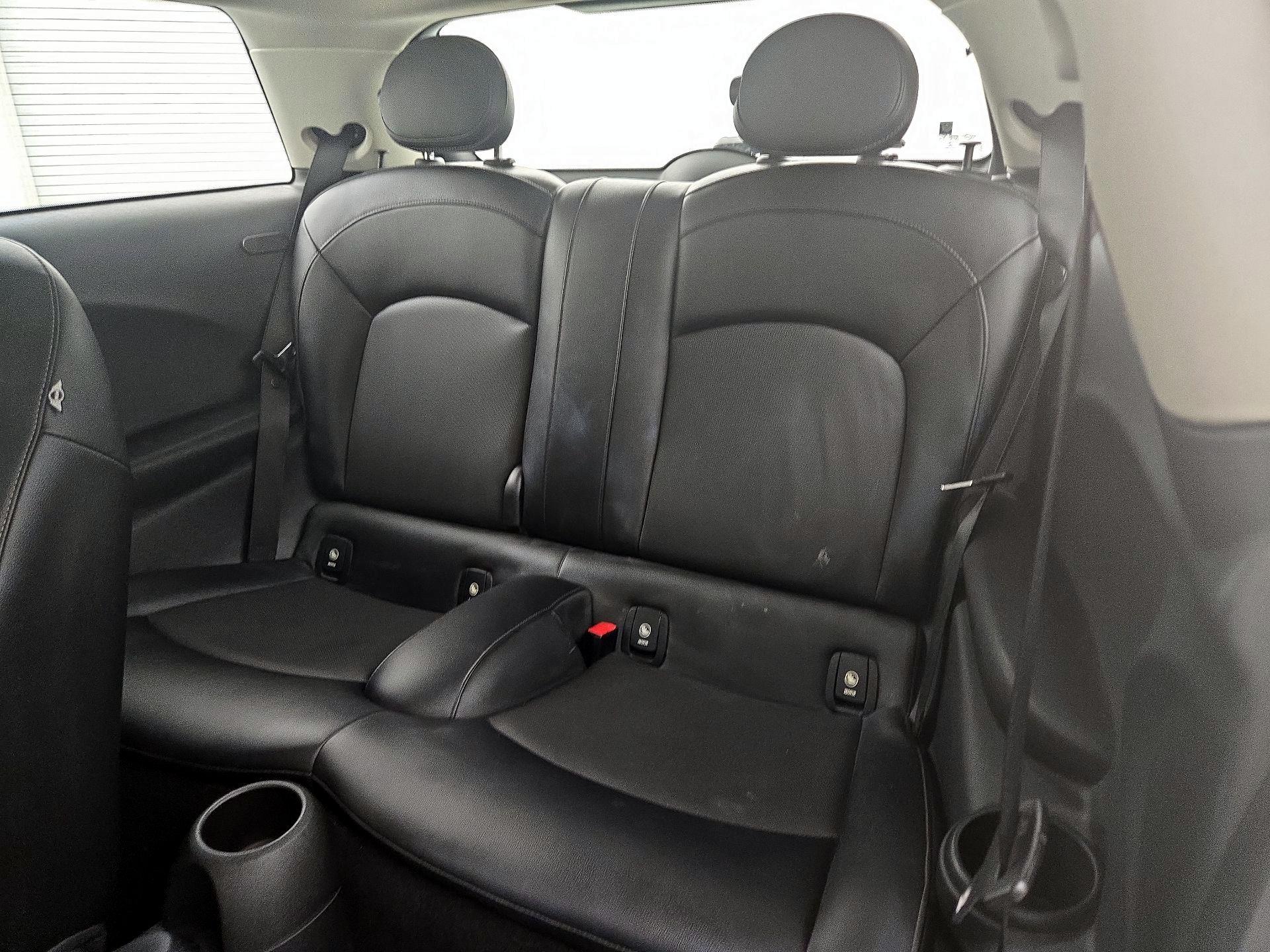 Thumbnail: 2015 MINI Cooper Hardtop - 18