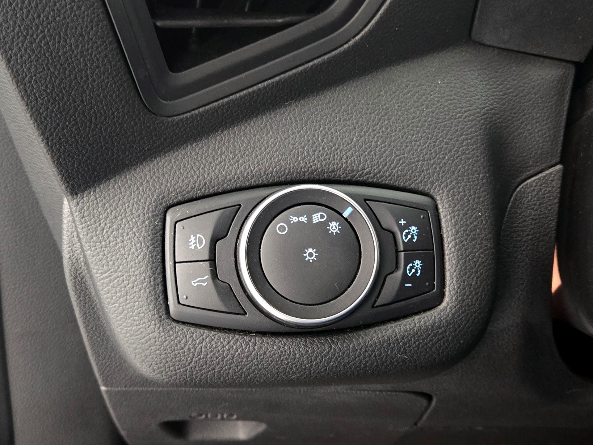 Thumbnail: 2017 Ford Escape - 11