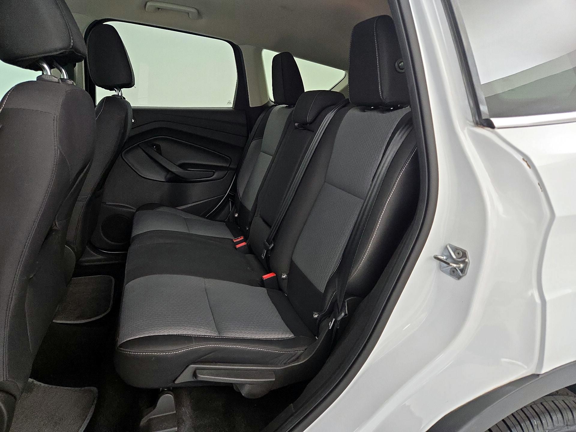 Thumbnail: 2017 Ford Escape - 17