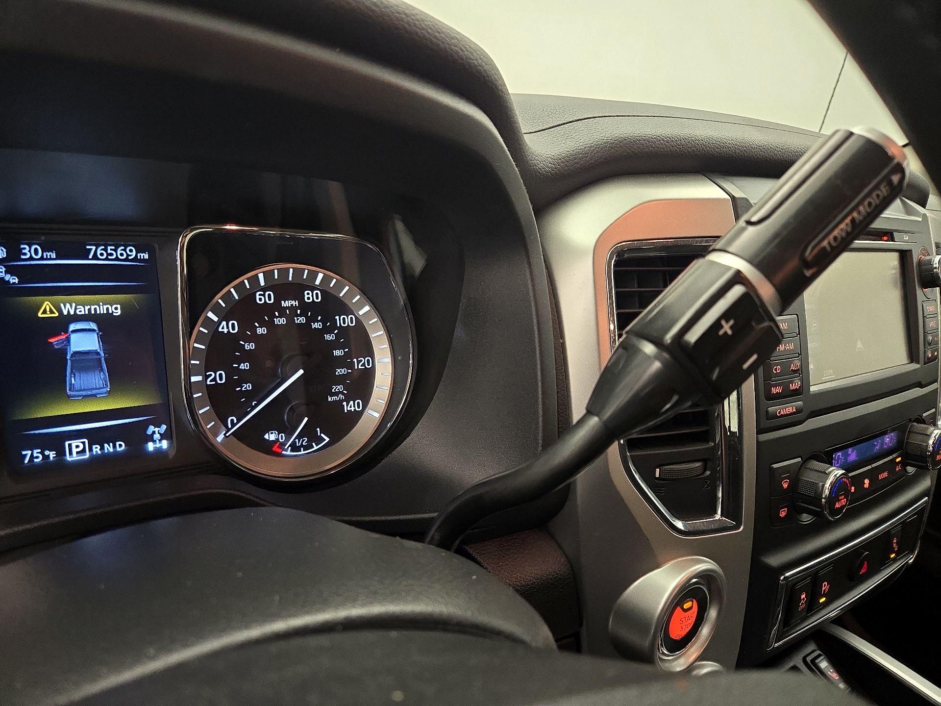 Thumbnail: 2017 Nissan Titan - 18