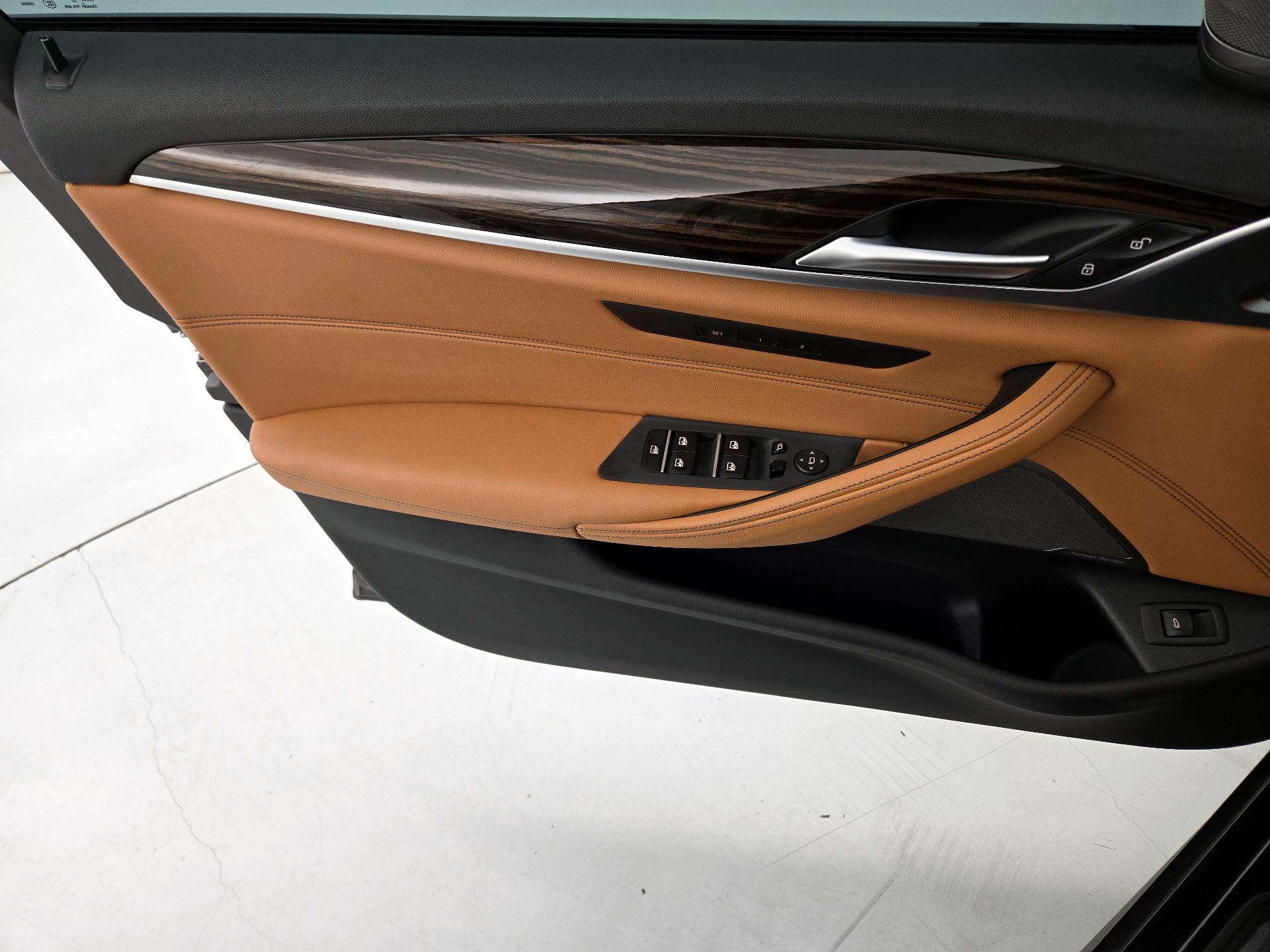 Thumbnail: 2022 BMW 5 Series - 12