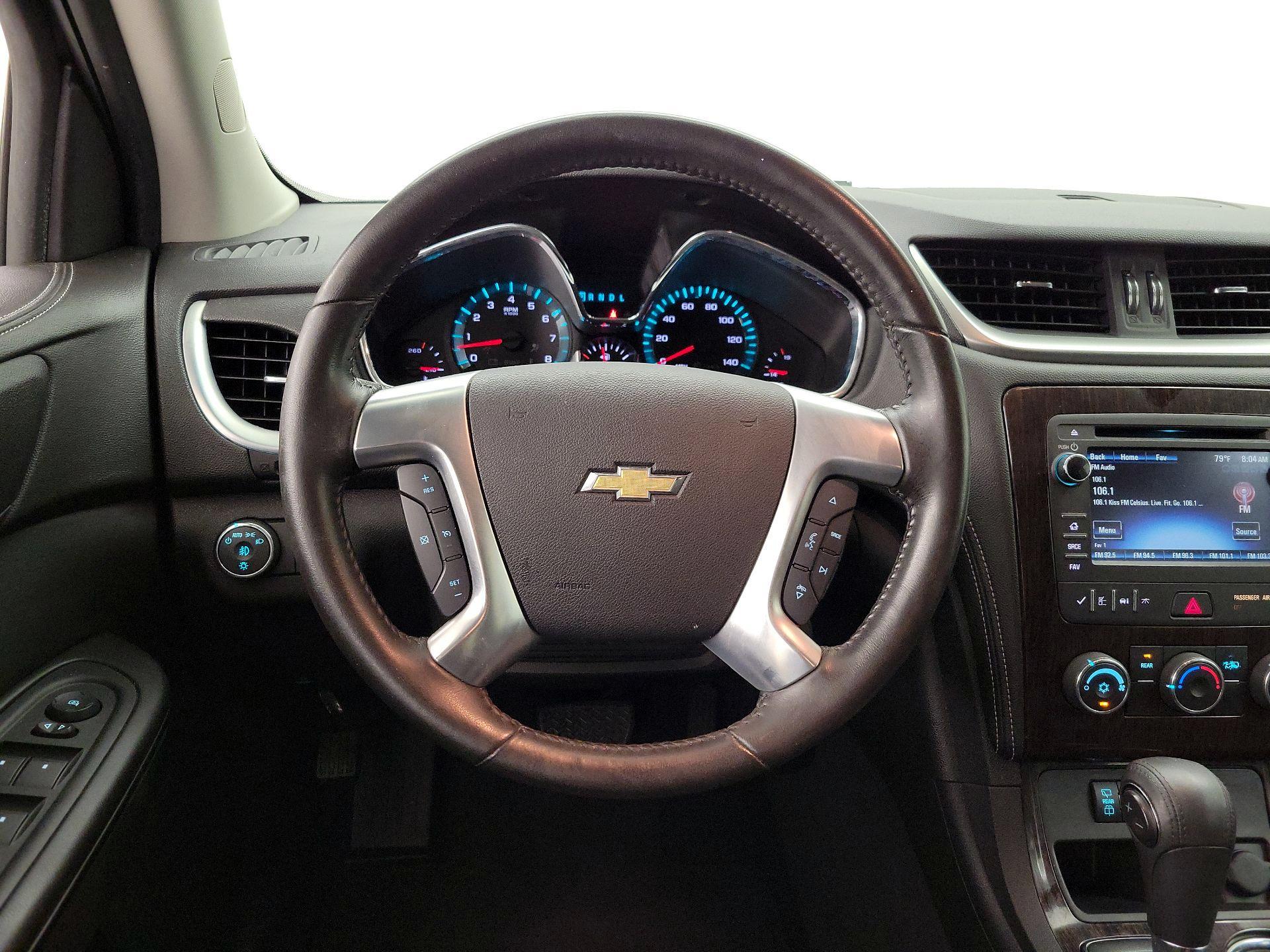 Thumbnail: 2016 Chevrolet Traverse - 10