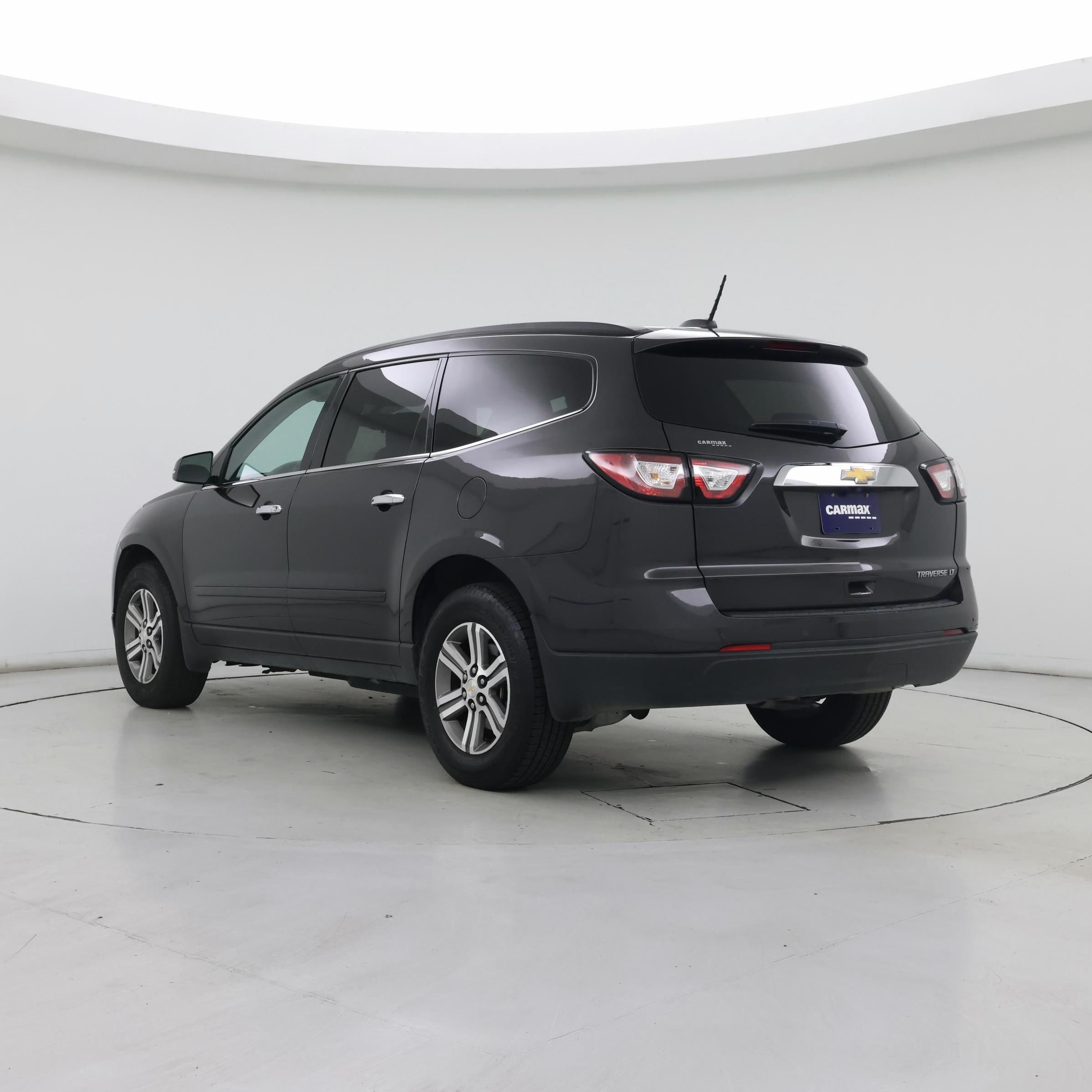 Thumbnail: 2016 Chevrolet Traverse - 2