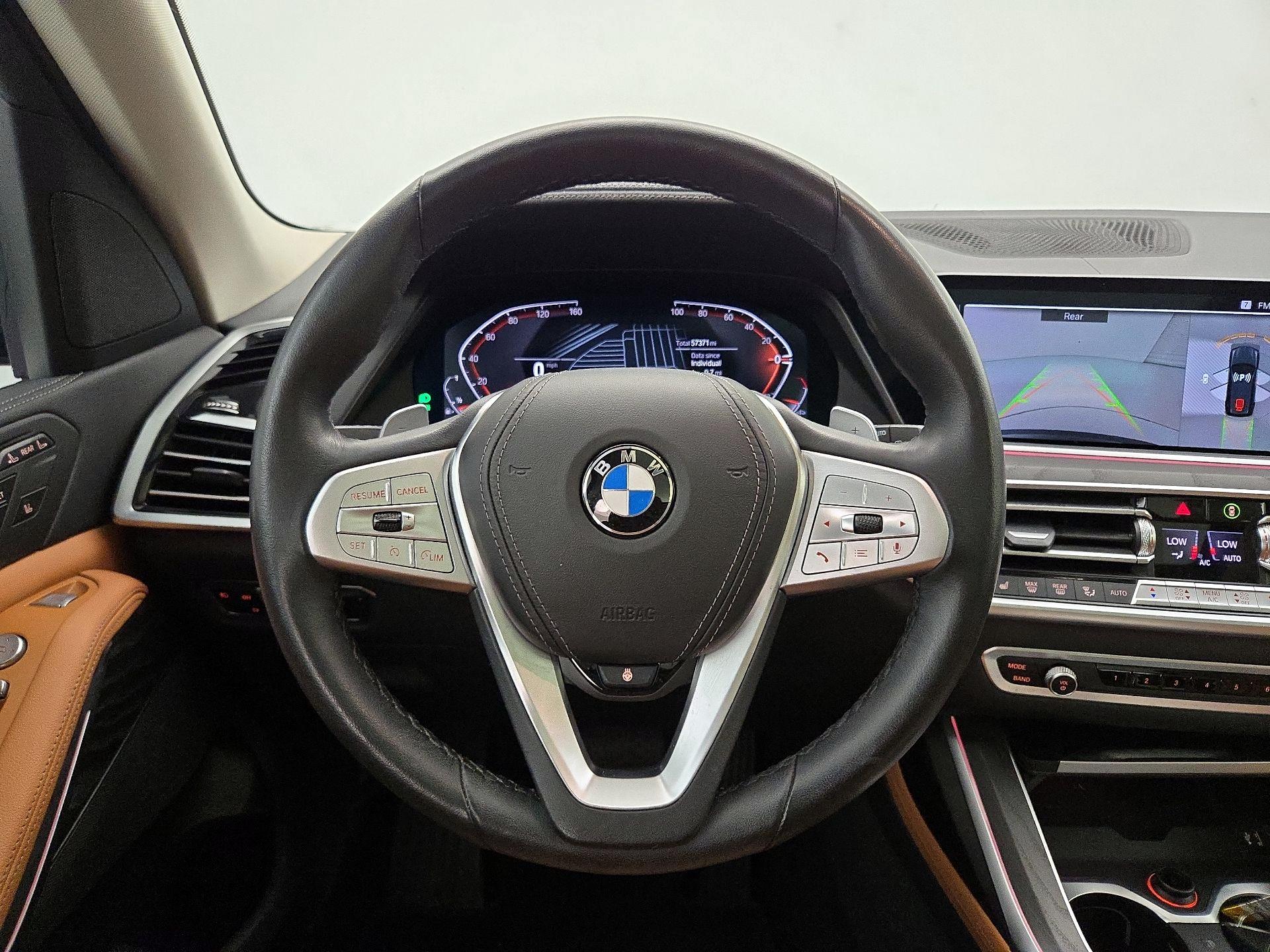 Thumbnail: 2022 BMW X7 - 10