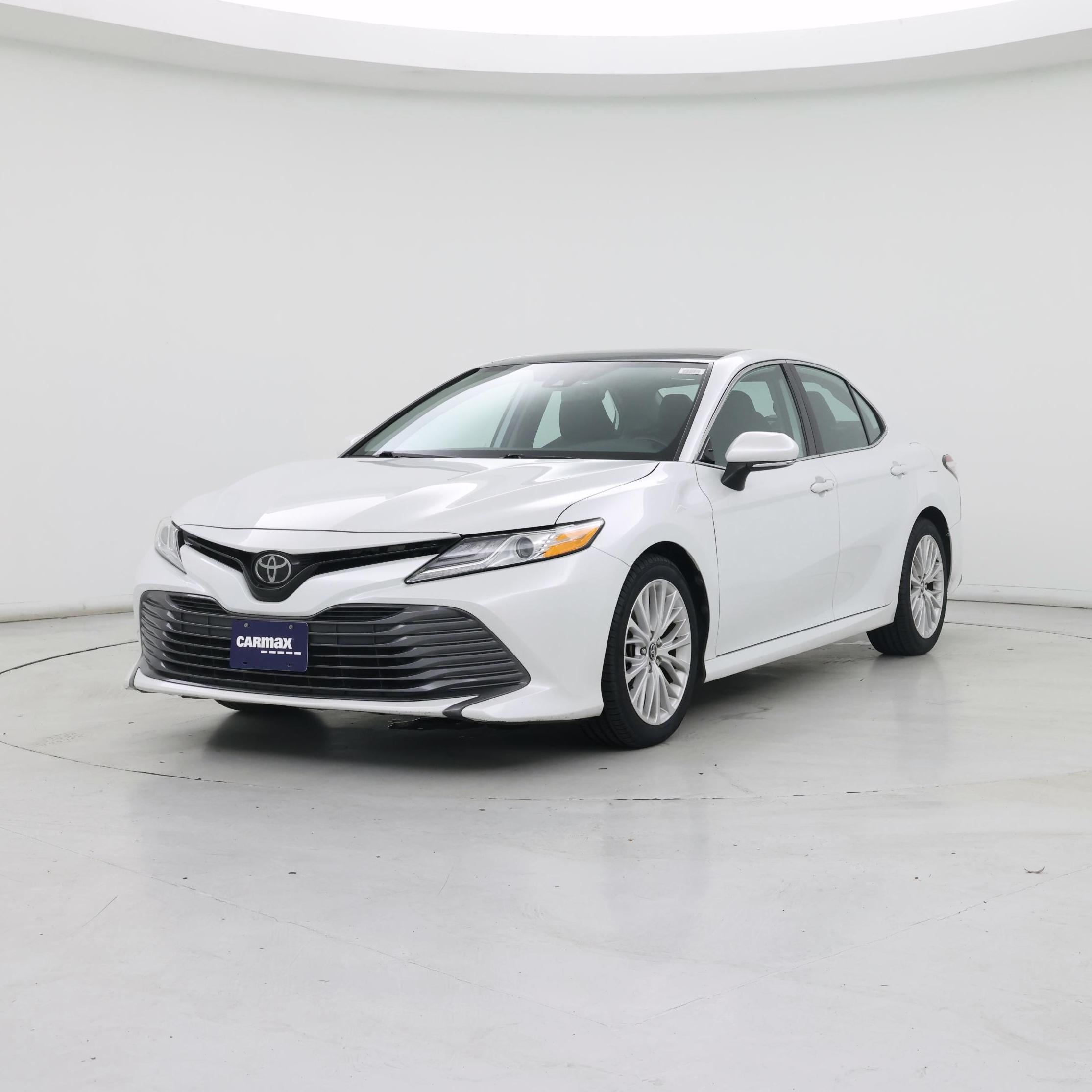 Thumbnail: 2020 Toyota Camry - 4