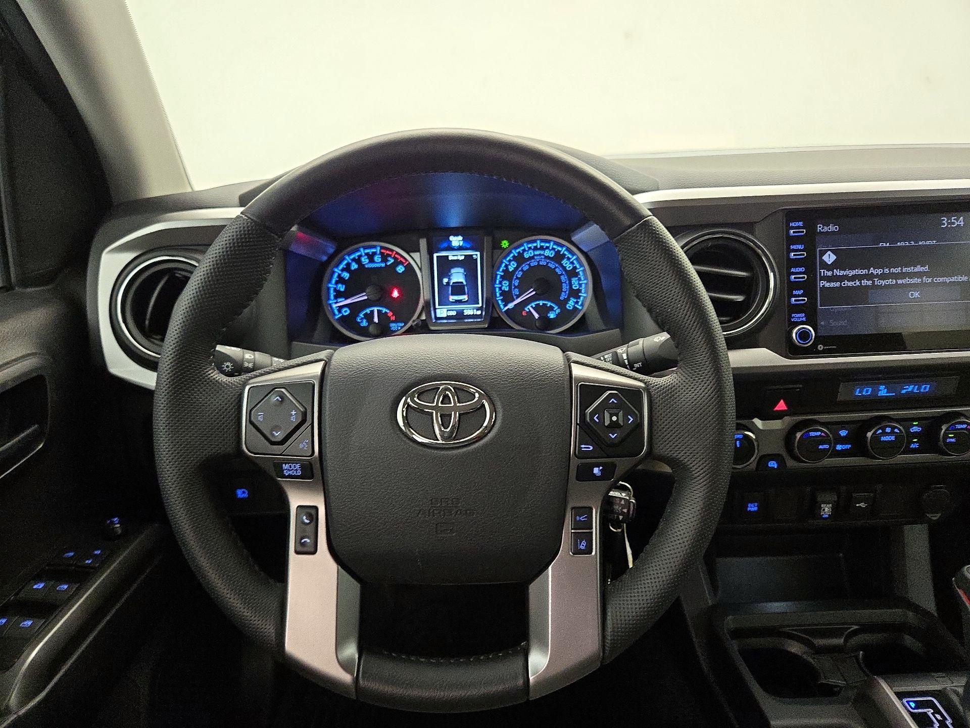 Thumbnail: 2022 Toyota Tacoma - 10