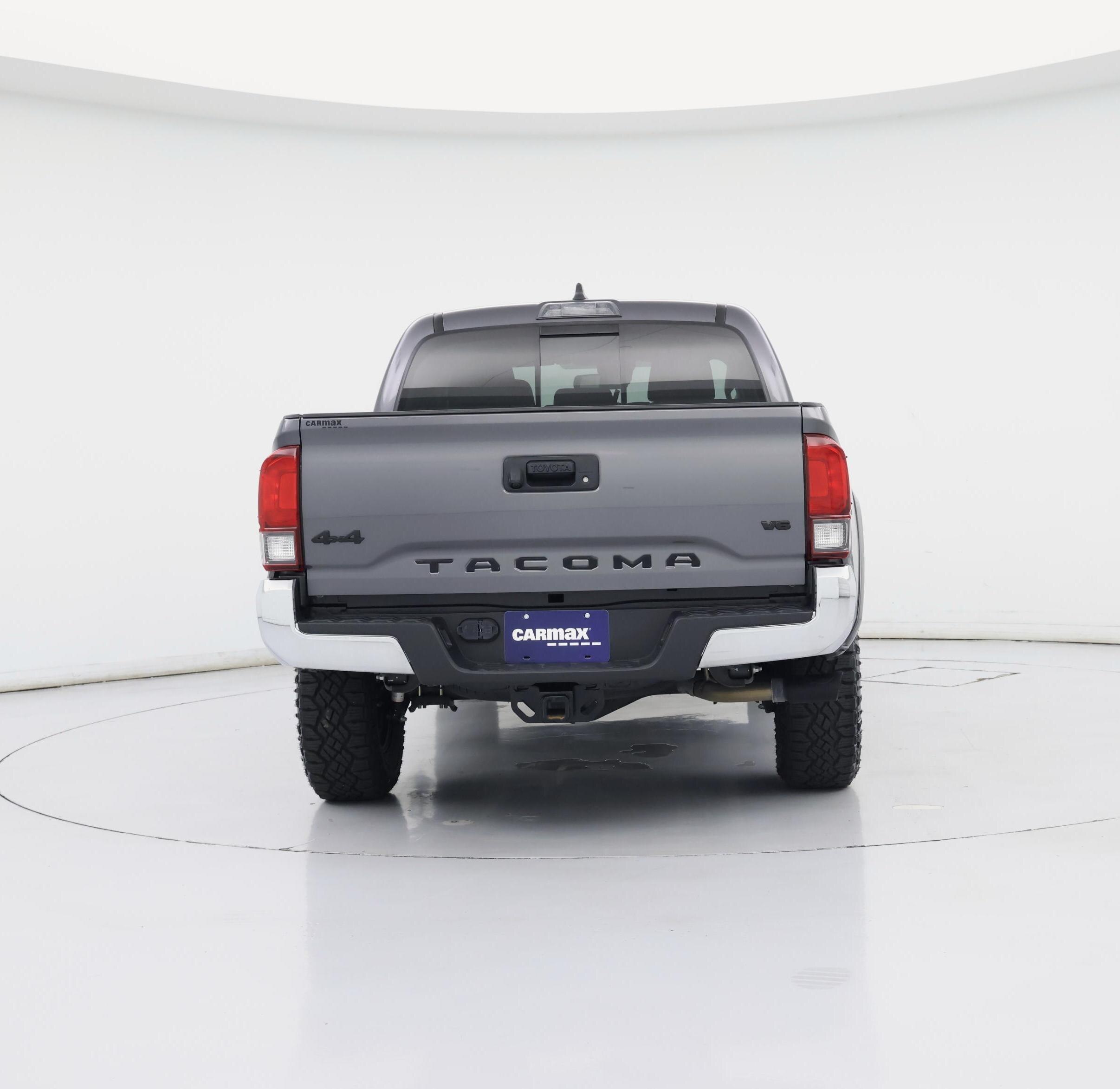 Thumbnail: 2022 Toyota Tacoma - 6
