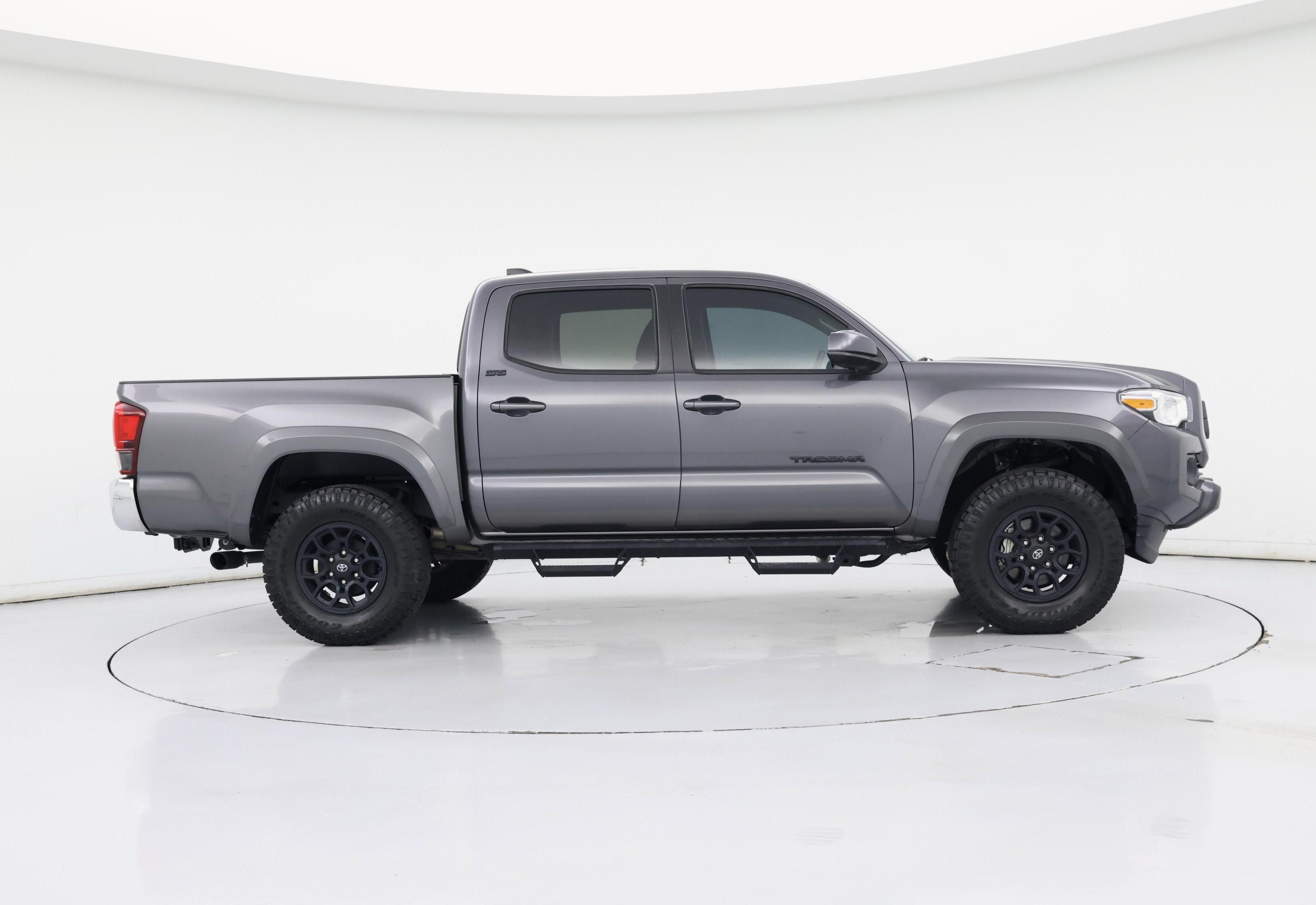 Thumbnail: 2022 Toyota Tacoma - 7