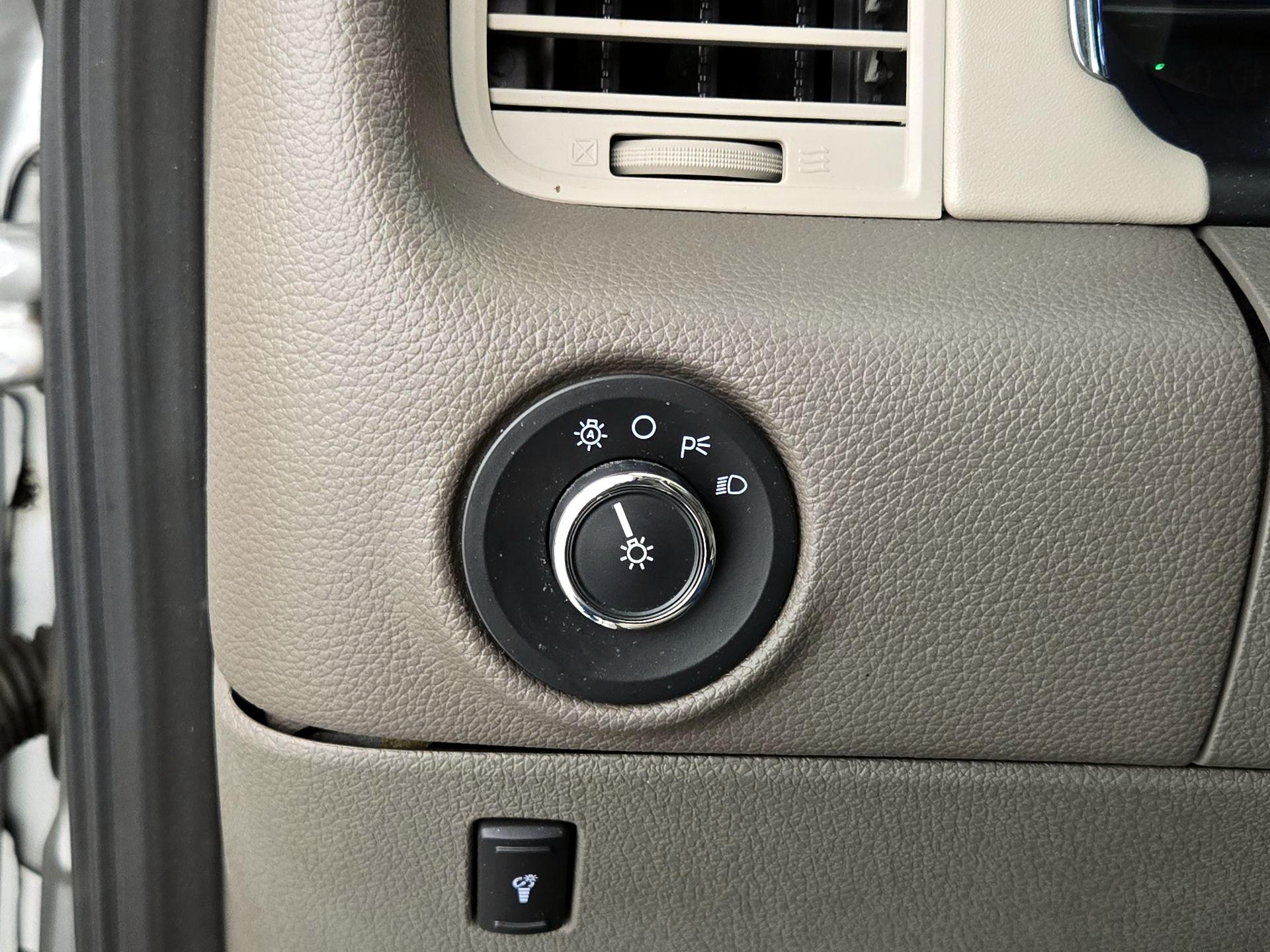 Thumbnail: 2017 Lincoln Navigator L - 13