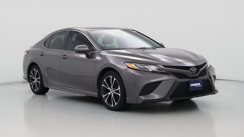 2020 Toyota Camry SE Hero Image