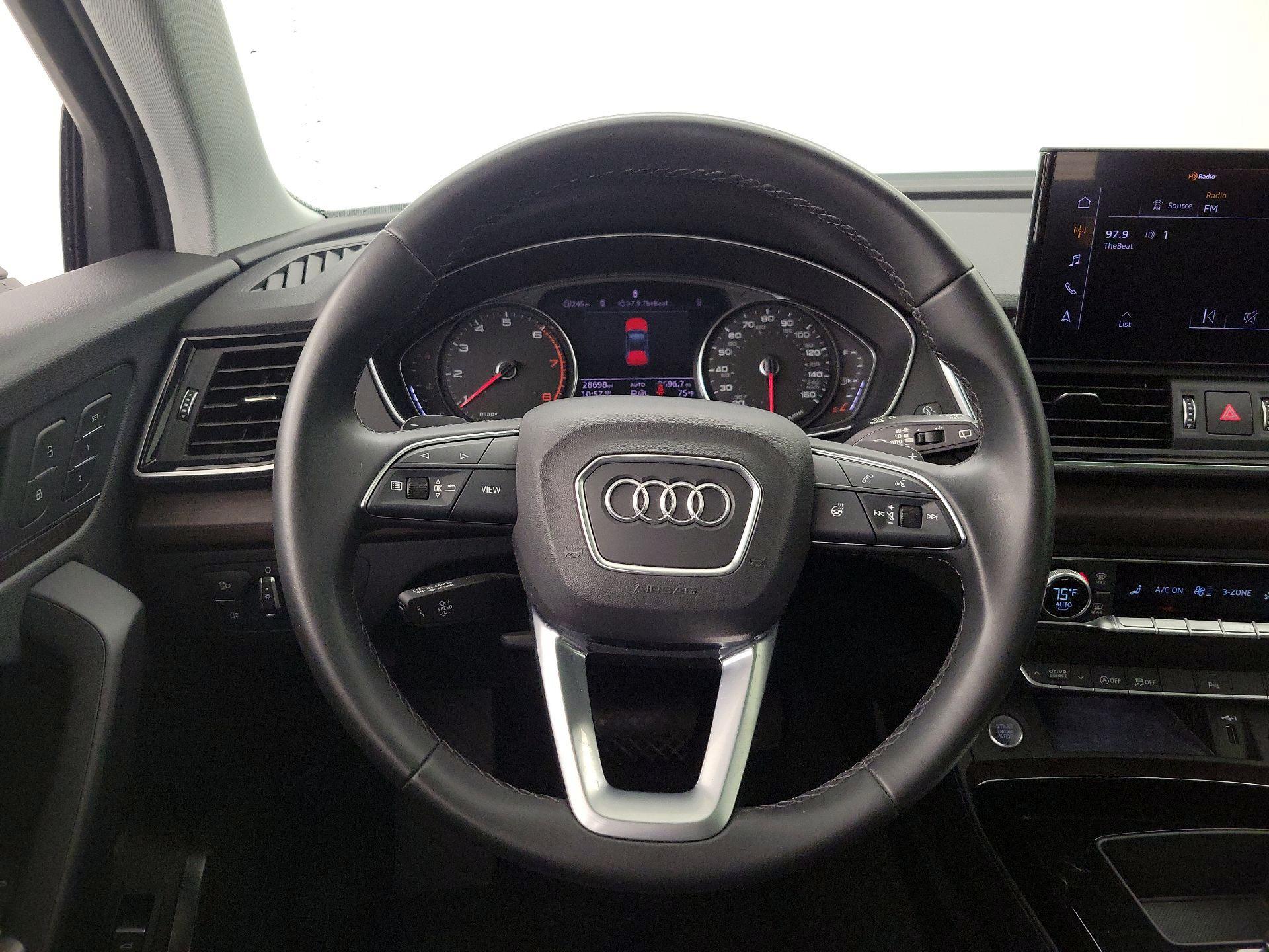 Thumbnail: 2021 Audi Q5 - 10
