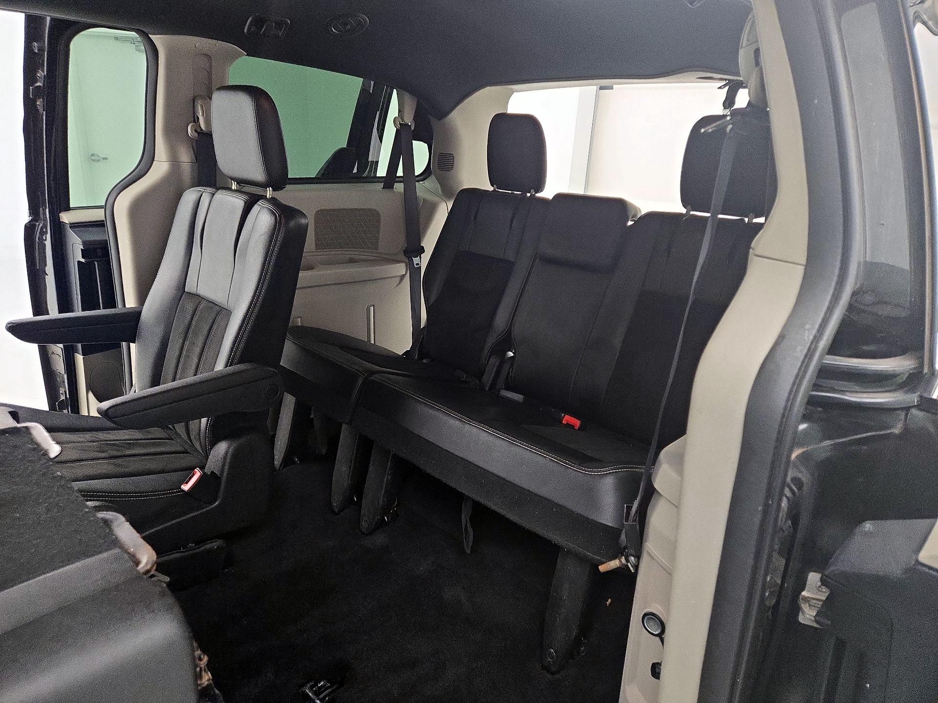 Thumbnail: 2019 Dodge Grand Caravan - 20