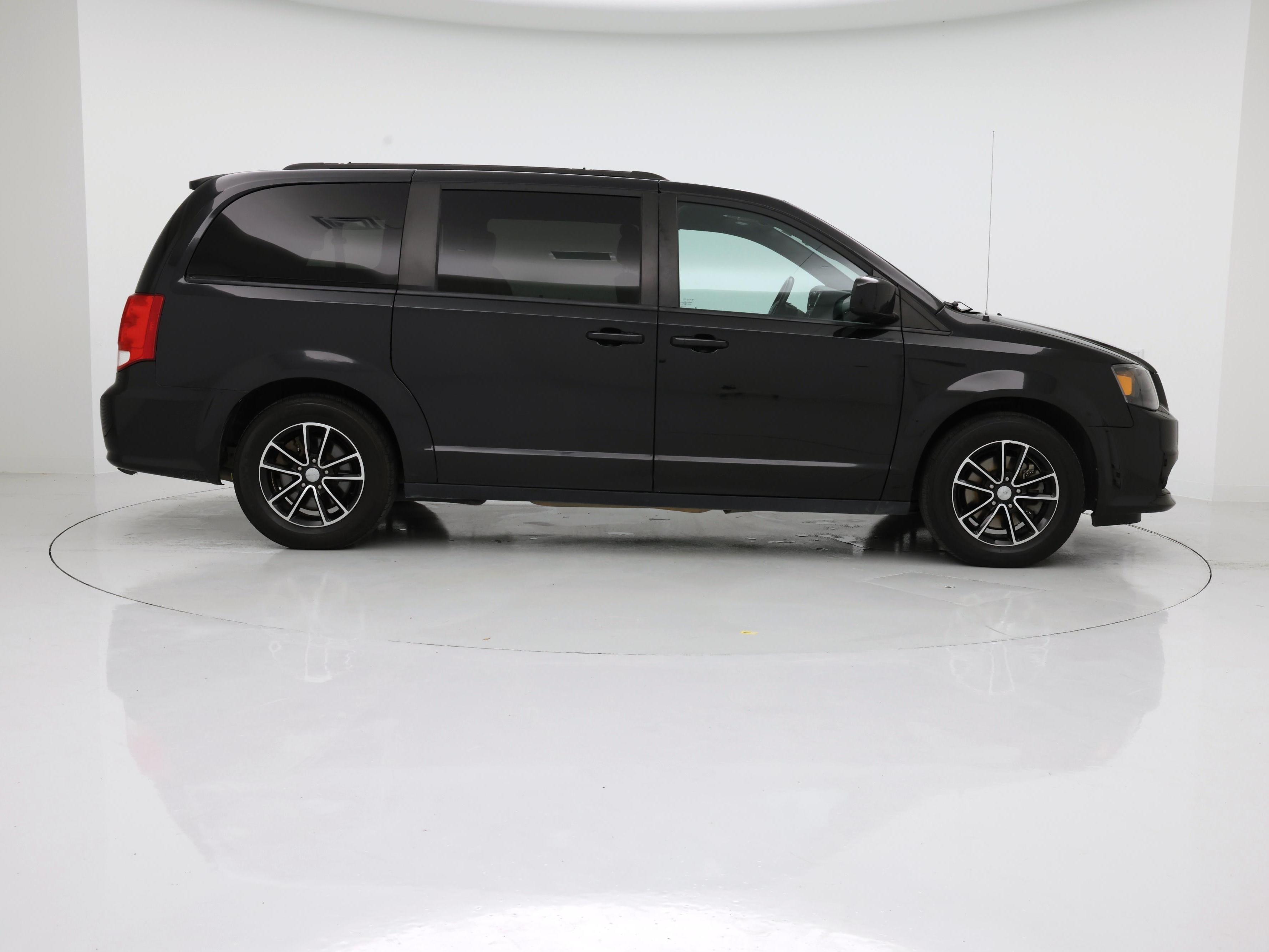 Thumbnail: 2018 Dodge Grand Caravan - 7