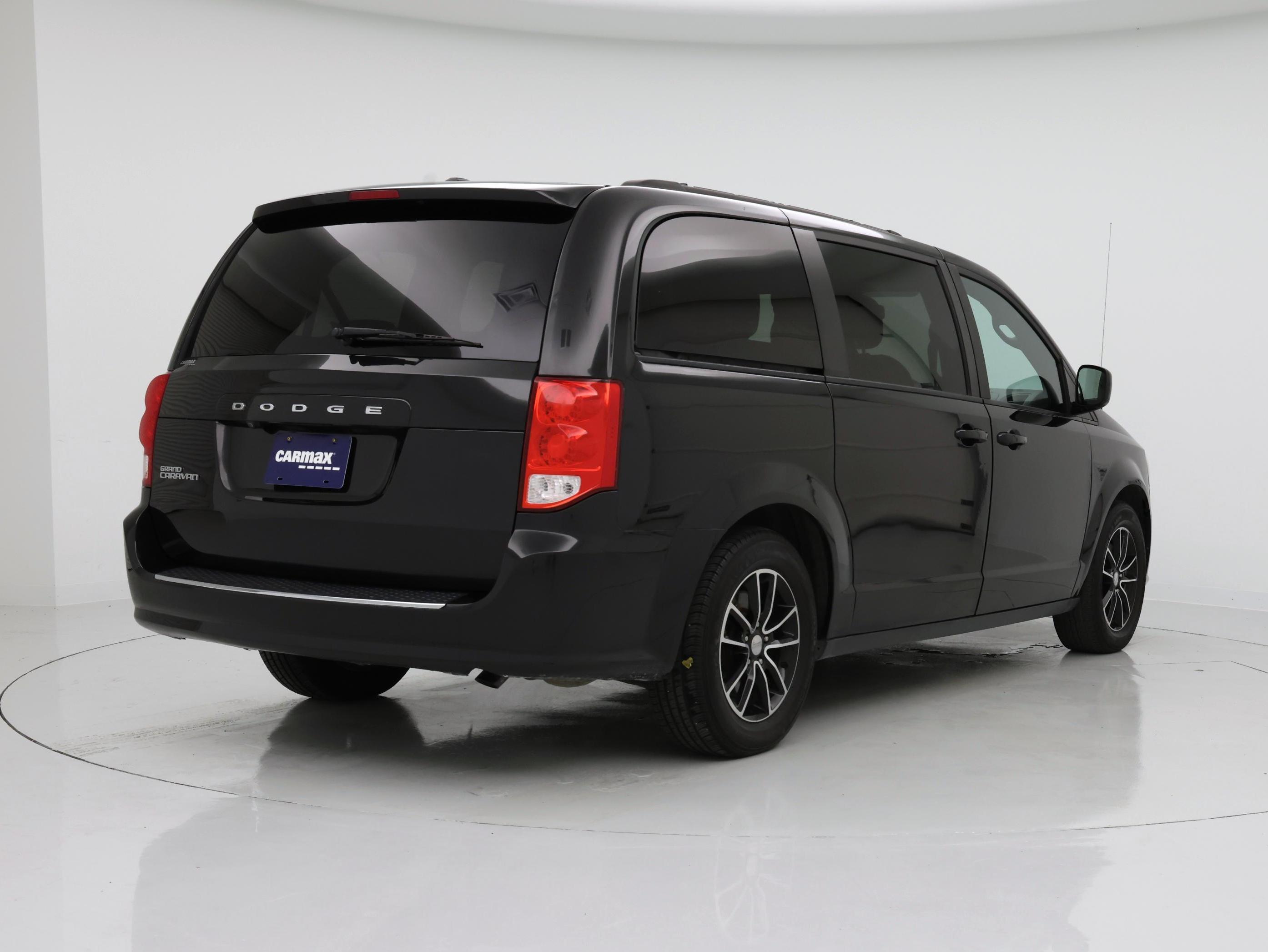 Thumbnail: 2018 Dodge Grand Caravan - 8