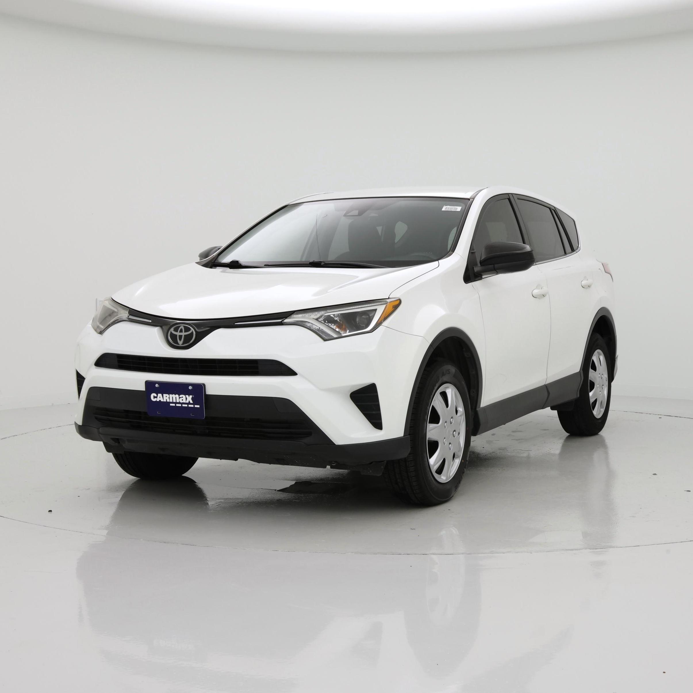Thumbnail: 2018 Toyota RAV4 - 4