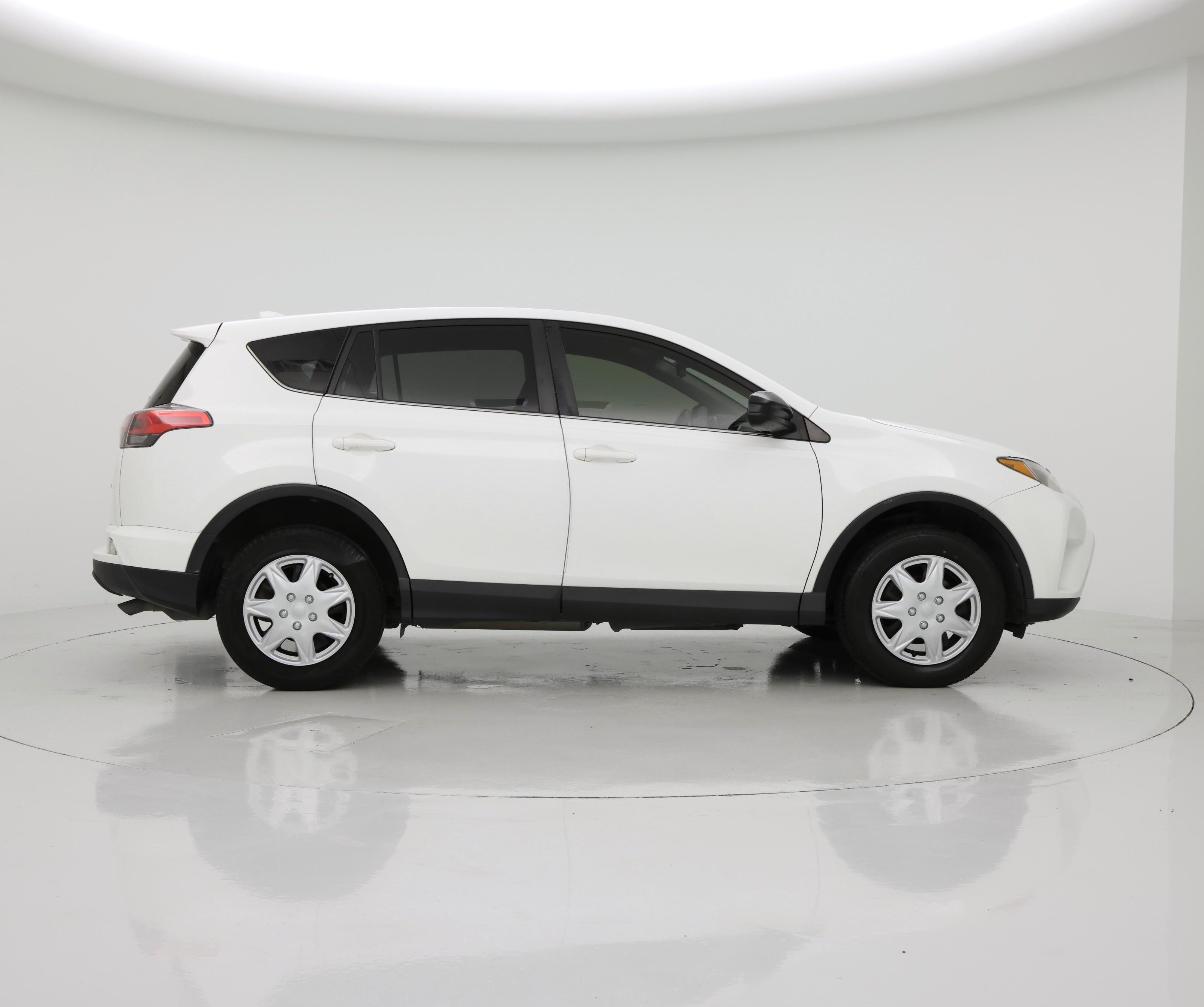 Thumbnail: 2018 Toyota RAV4 - 7