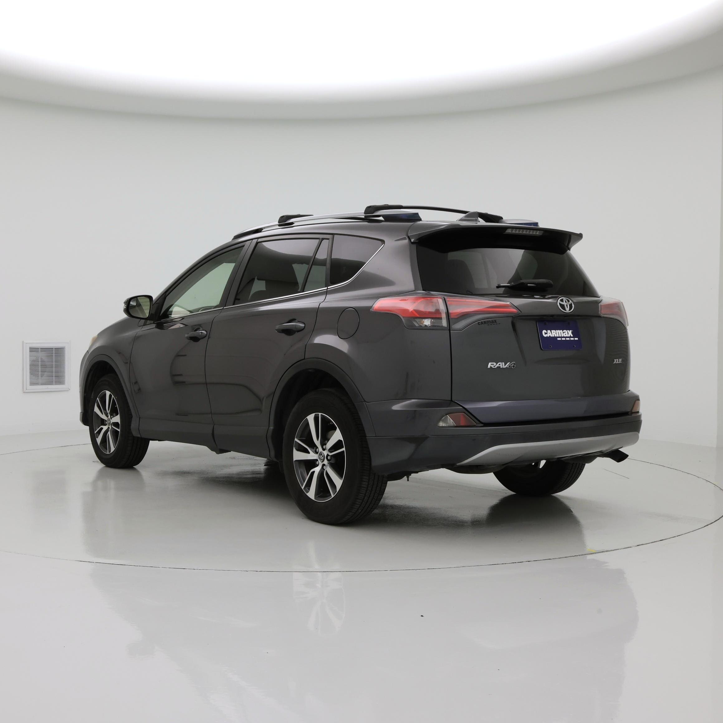 Thumbnail: 2017 Toyota RAV4 - 2