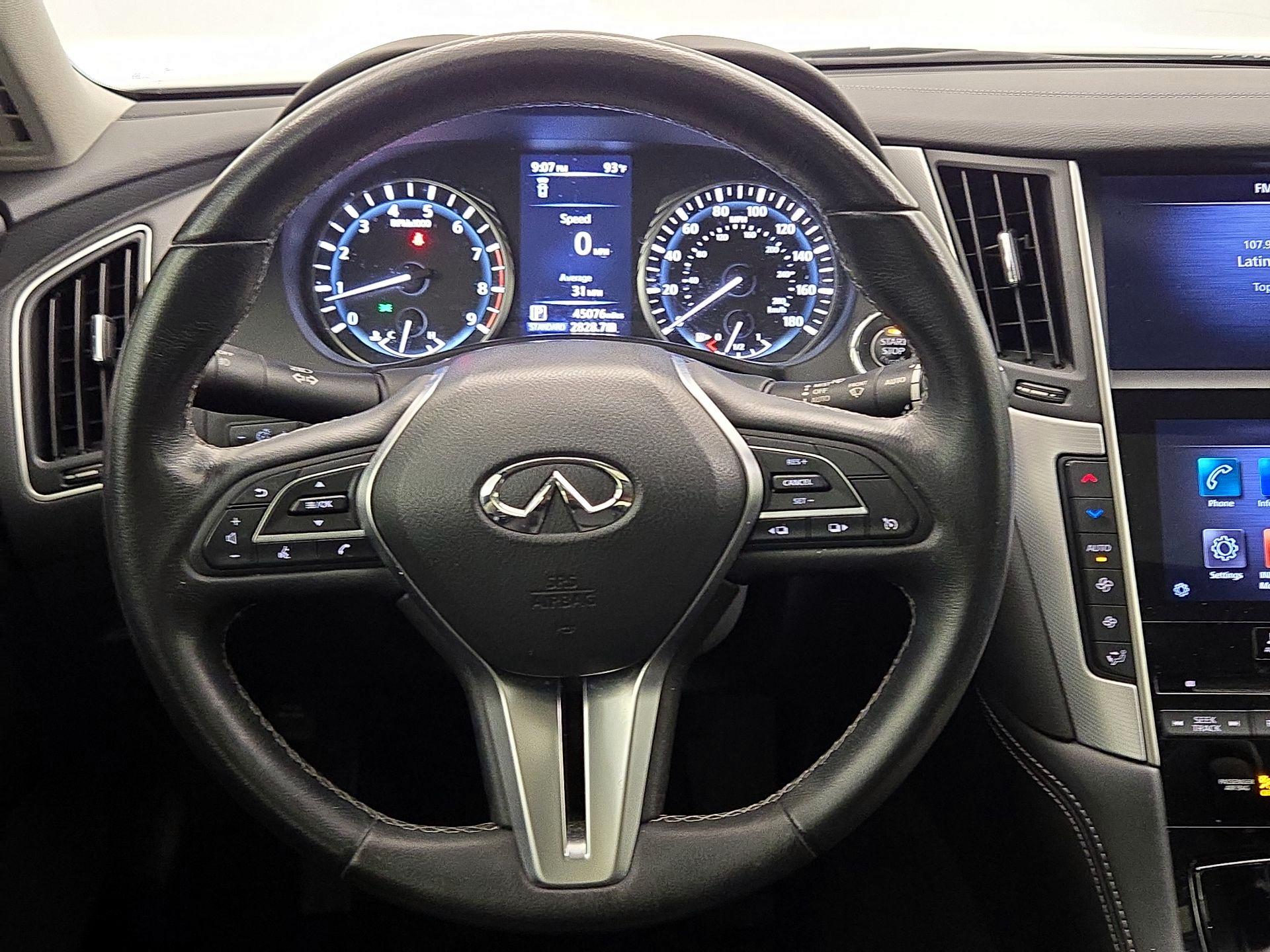 Thumbnail: 2020 INFINITI Q50 - 10