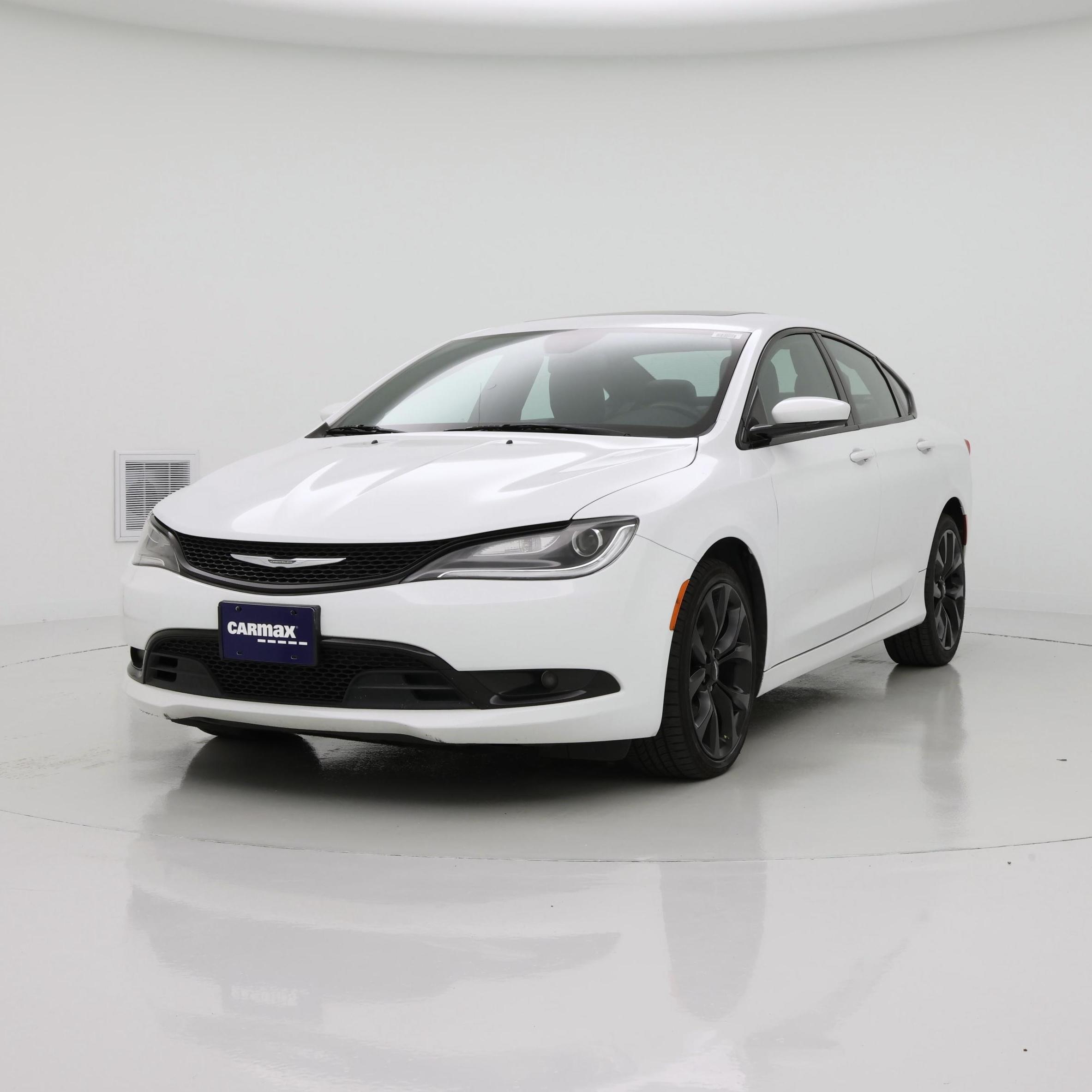 Thumbnail: 2015 Chrysler 200 - 4