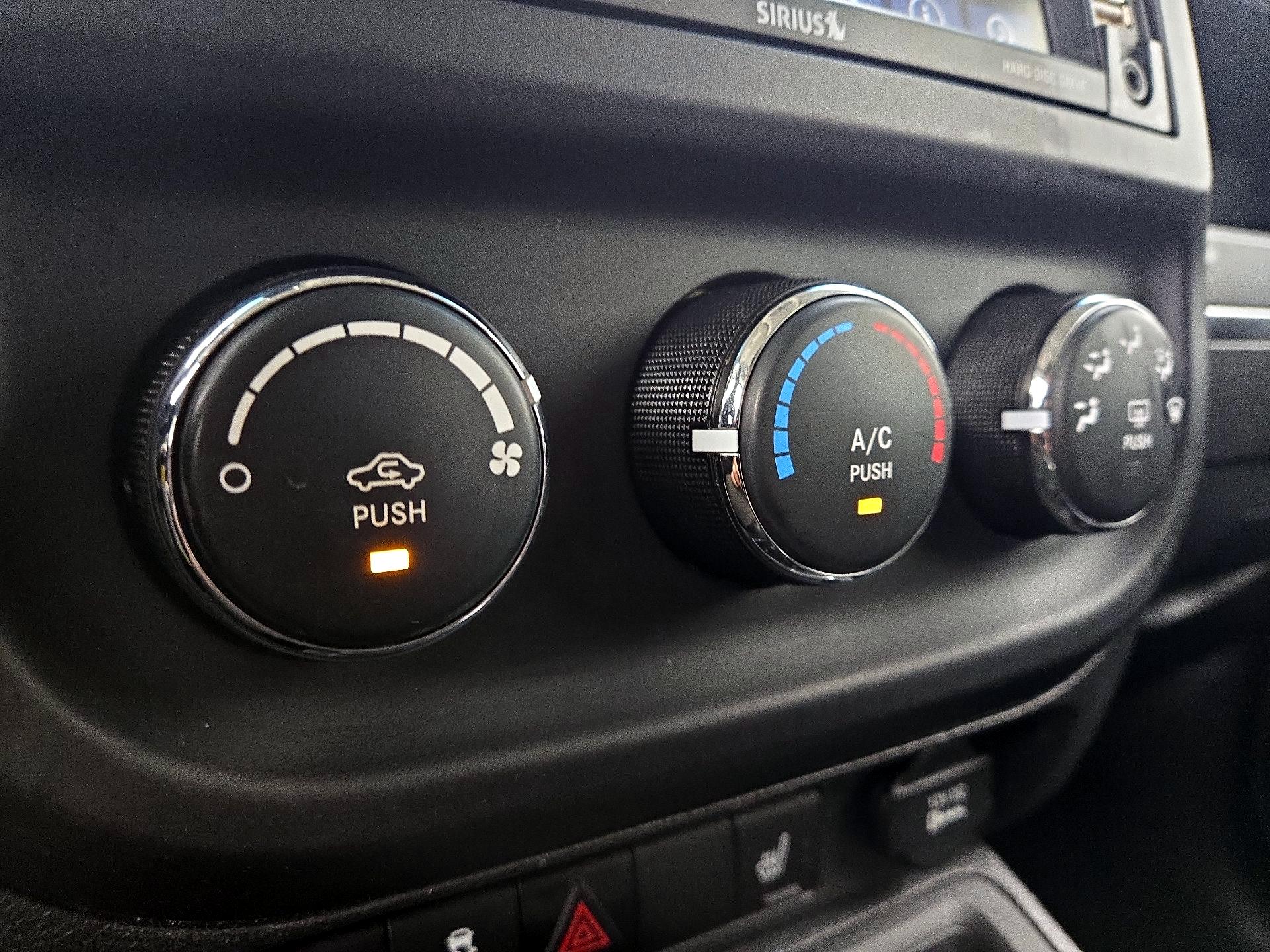 Thumbnail: 2016 Jeep Patriot - 15