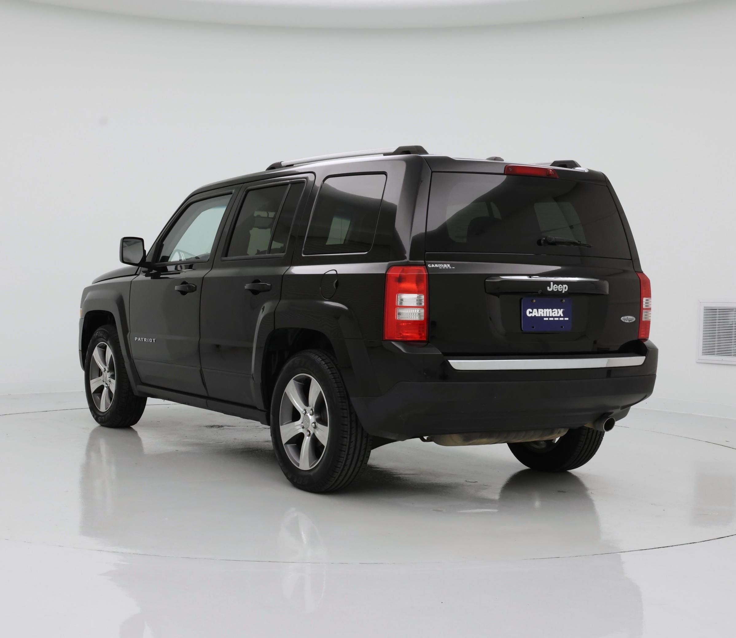 Thumbnail: 2016 Jeep Patriot - 2