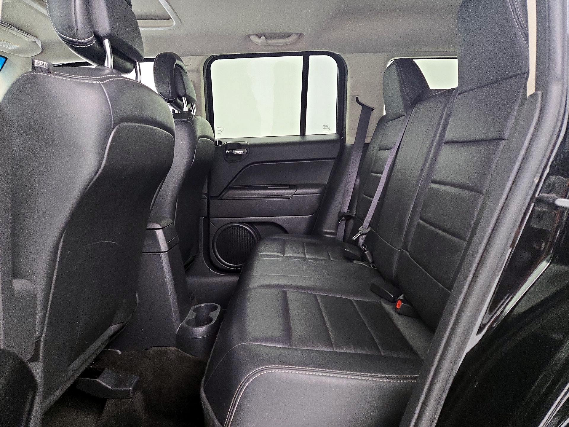 Thumbnail: 2016 Jeep Patriot - 19
